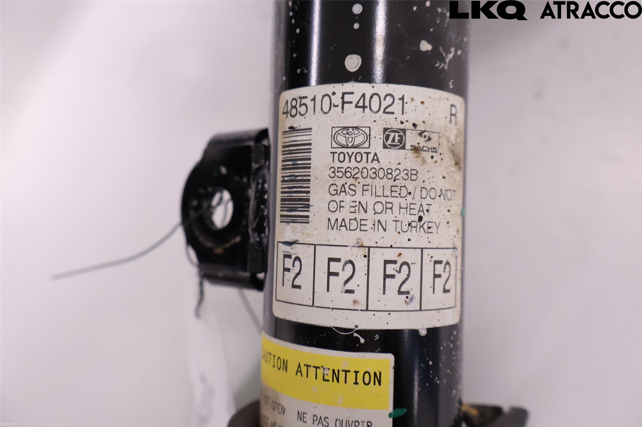 Toyota C-HR 16-23 Fjærbein Foran Høyre