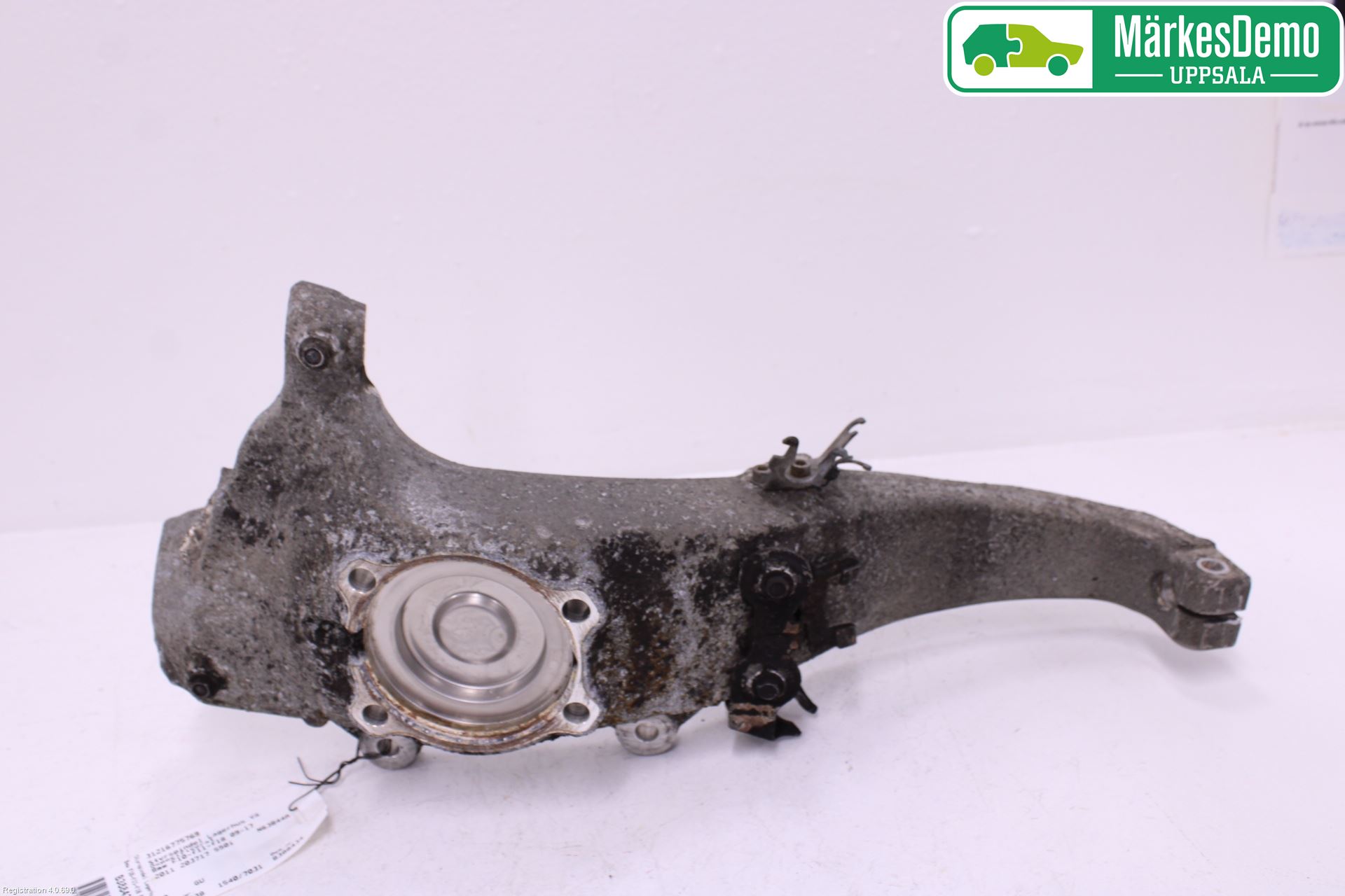 BMW 5 F10/F11/F18 09-17 Spindel Vf