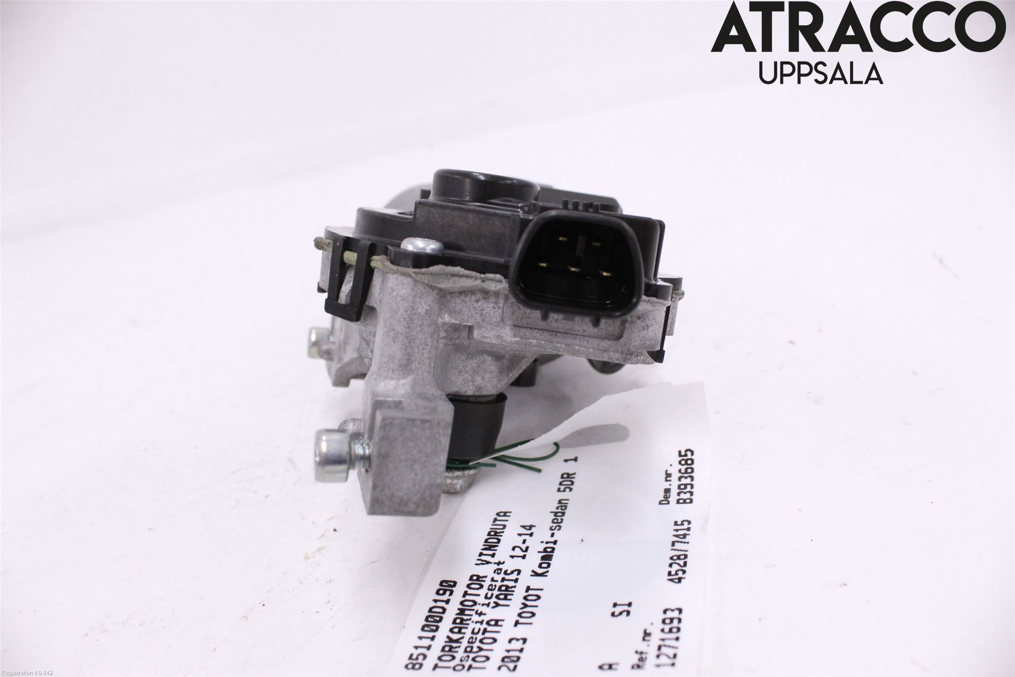 Toyota YARIS XP130 12-14 Viskermotor Frontrute
