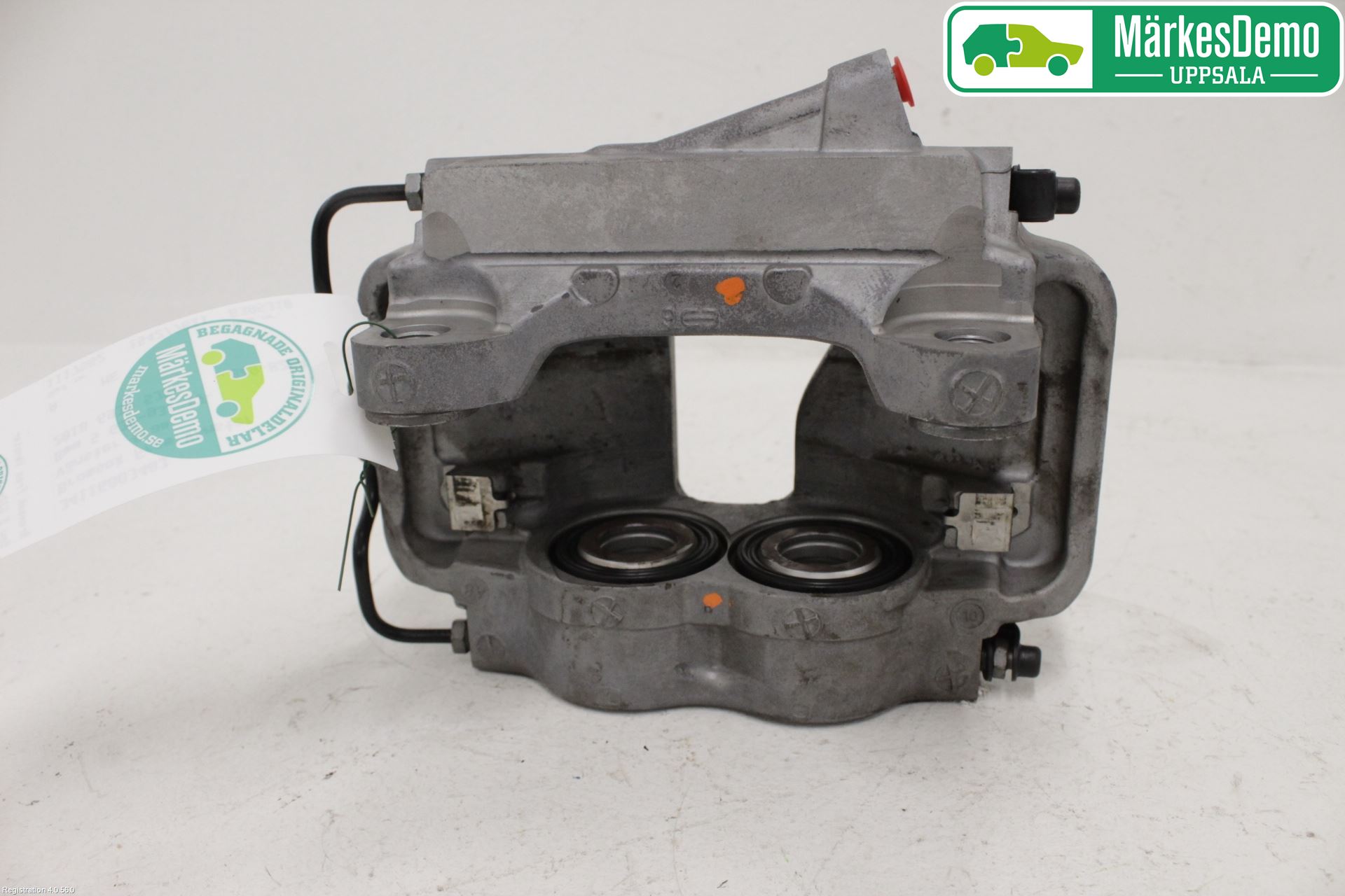 BMW 5 G30/G31/F90 17-23 Bremsecaliper Foran Venstre