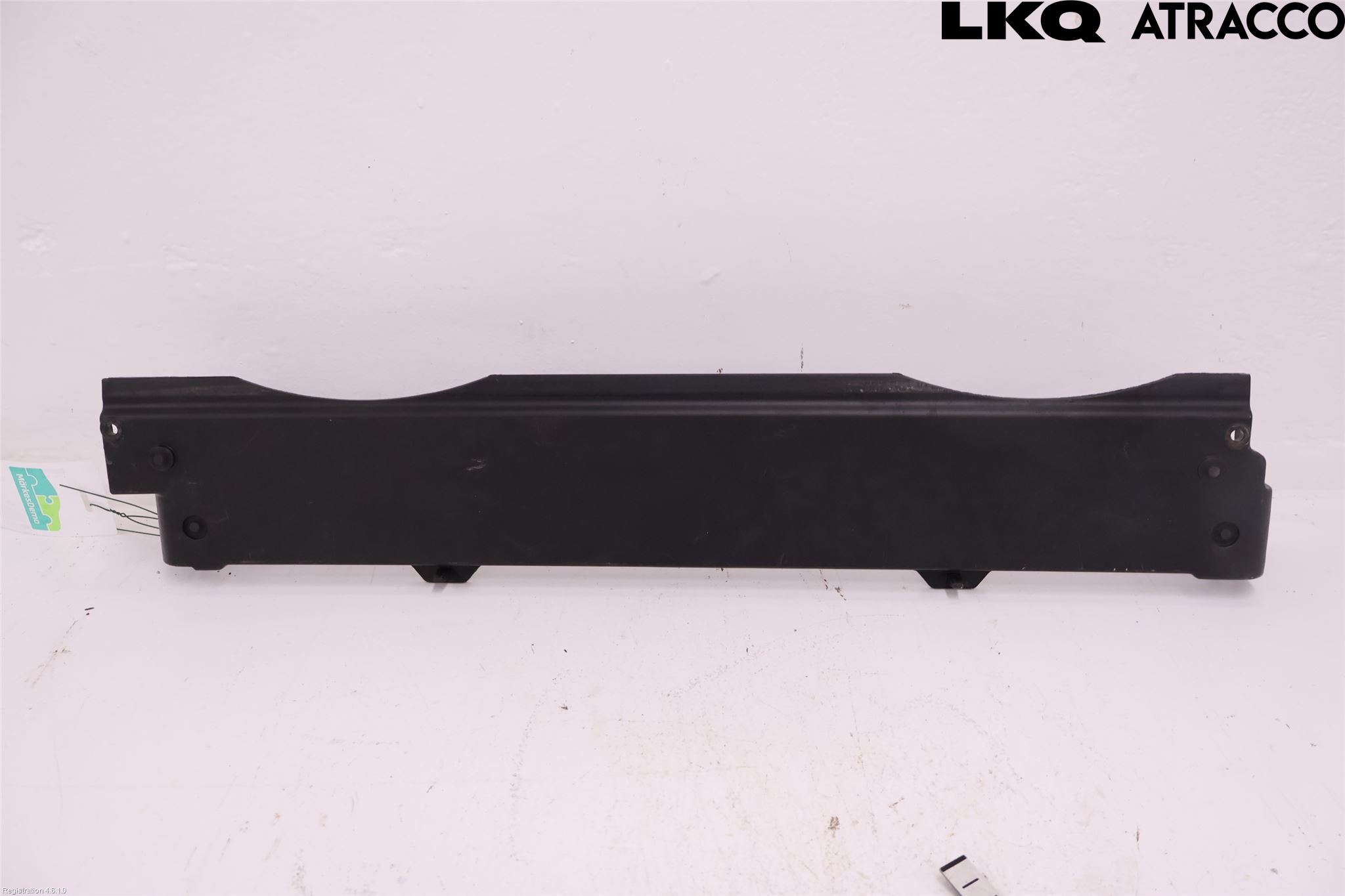 BMW X6 E71/E72   08-14 Radiator Feste - Ramme - Bjelk