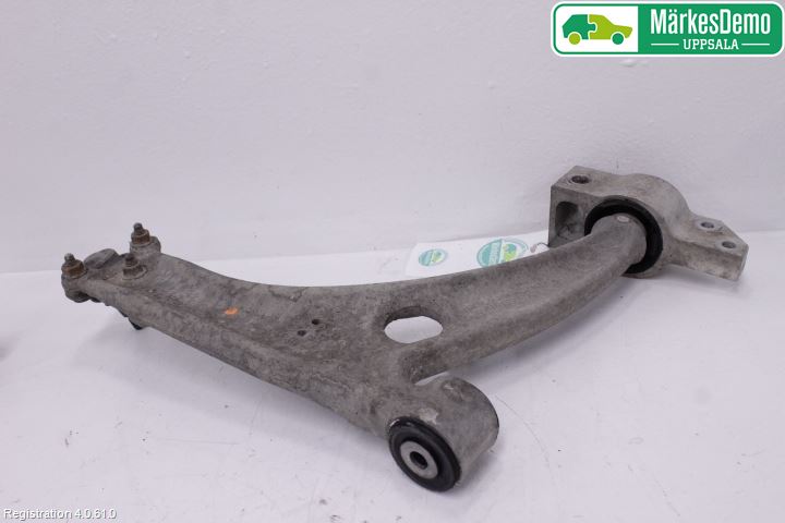 Volkswagen VW PASSAT 05-11 Bærearm Foran Venstre Nedre