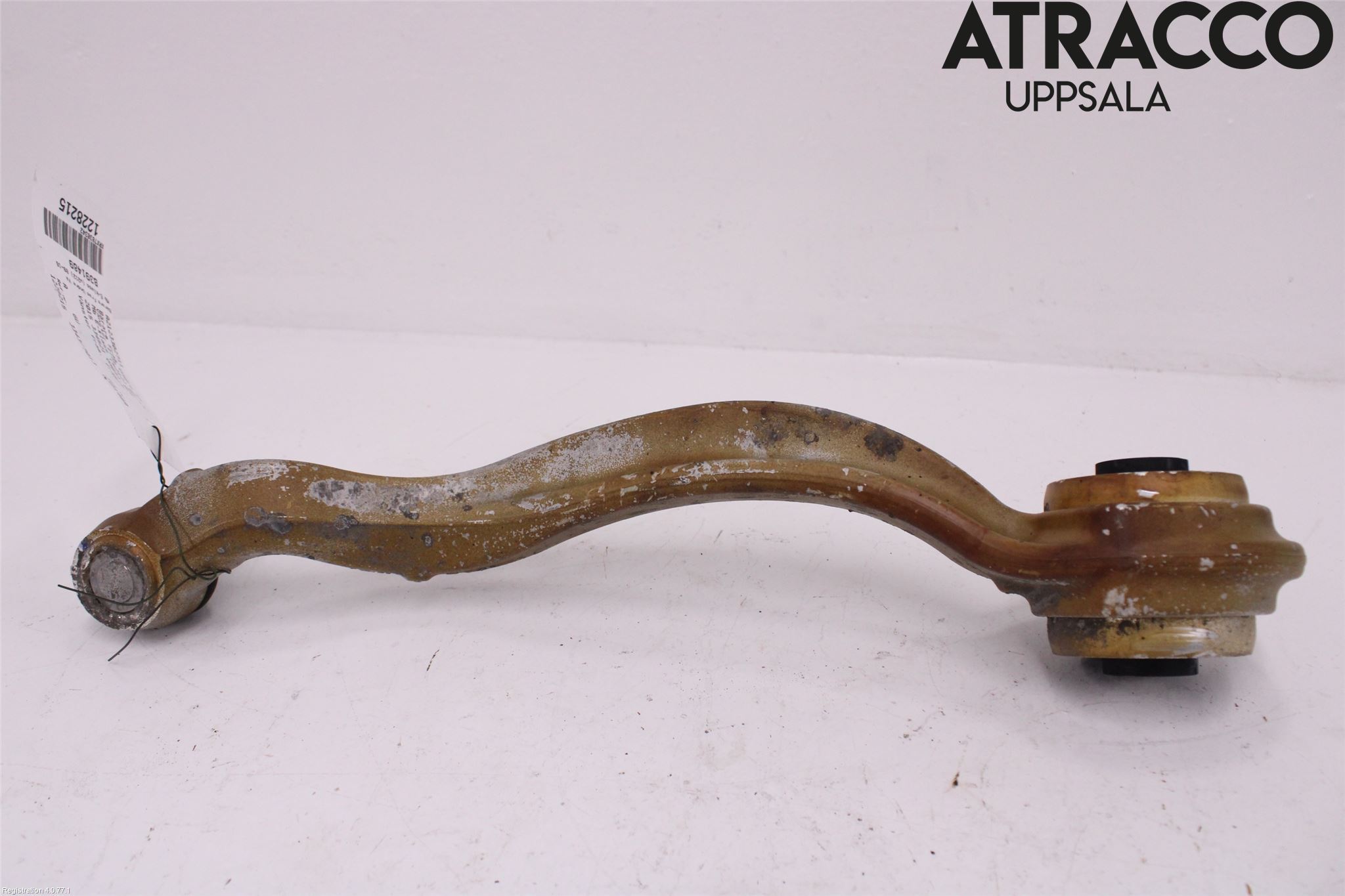Mercedes-Benz MB E-KLASS (W212) 09-16 Bærearm Foran Venstre Nedre