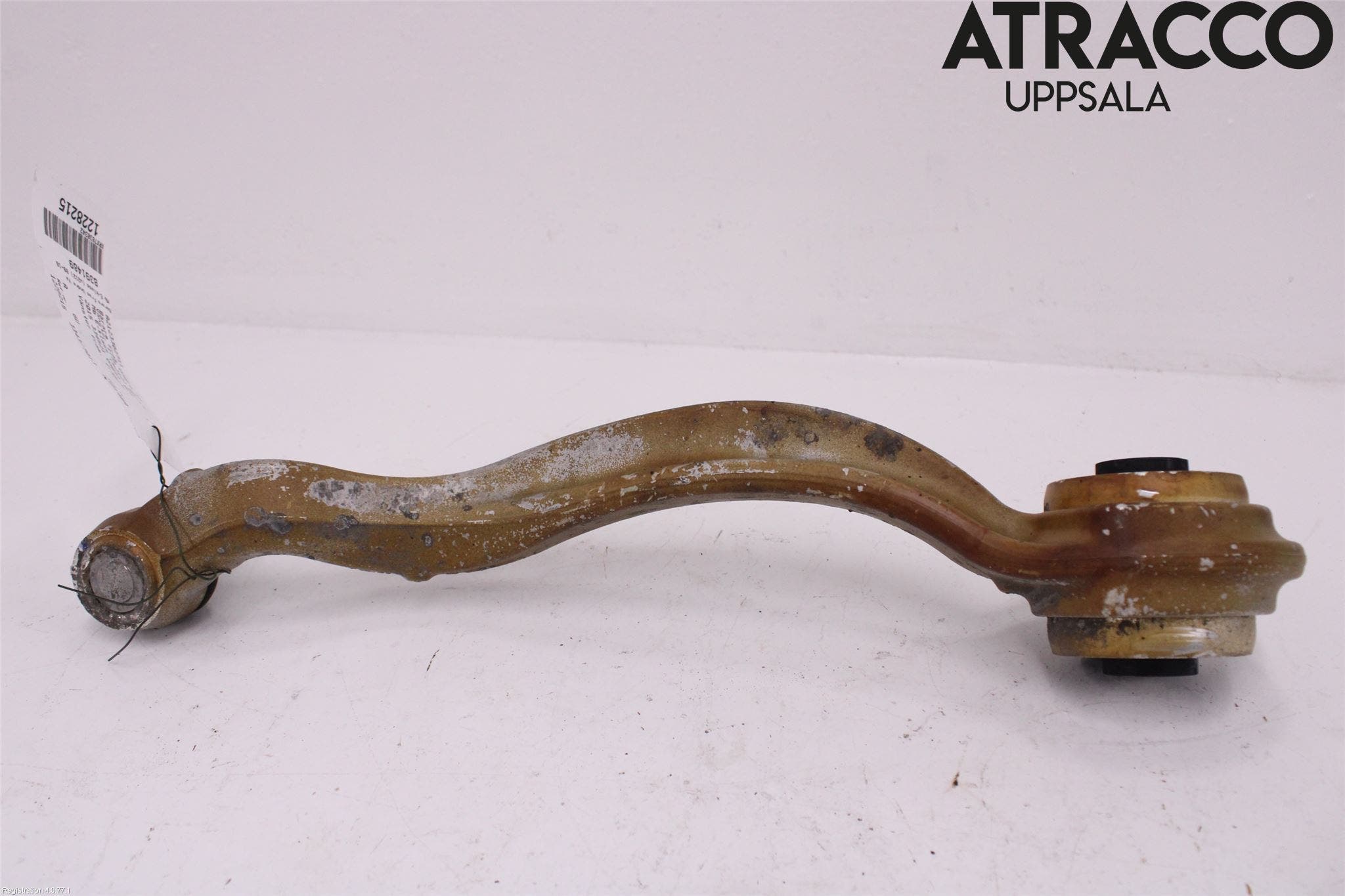 Mercedes-Benz MB E-KLASS (W212) 09-16 Bærearm Foran Venstre Nedre