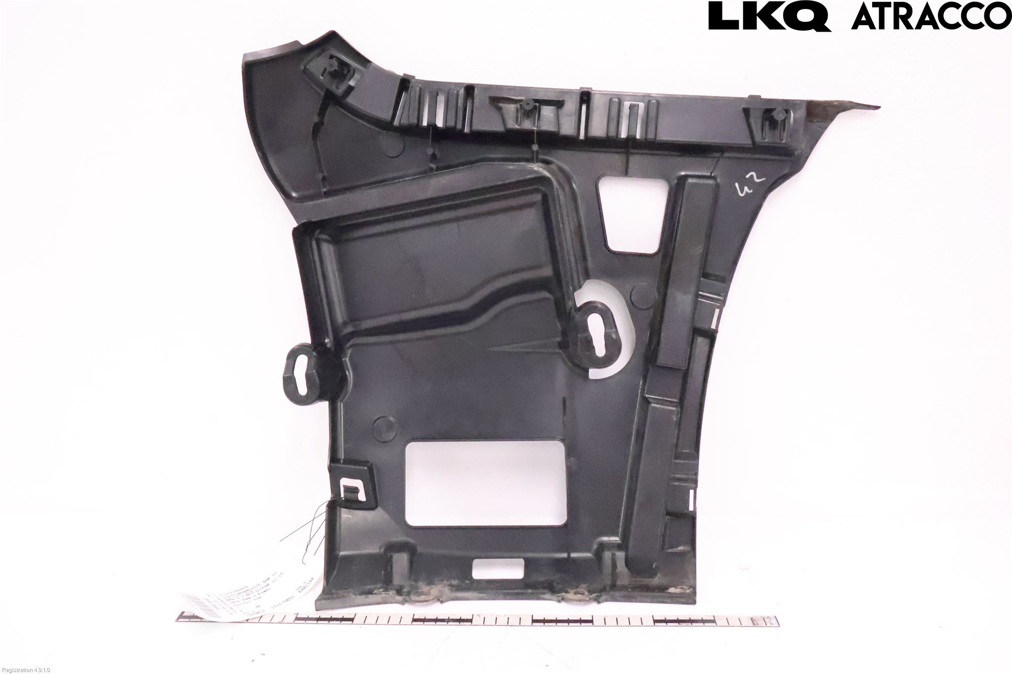 BMW 3 F30/F31/F80 12-19 Støtfangerfeste Bak Venstre