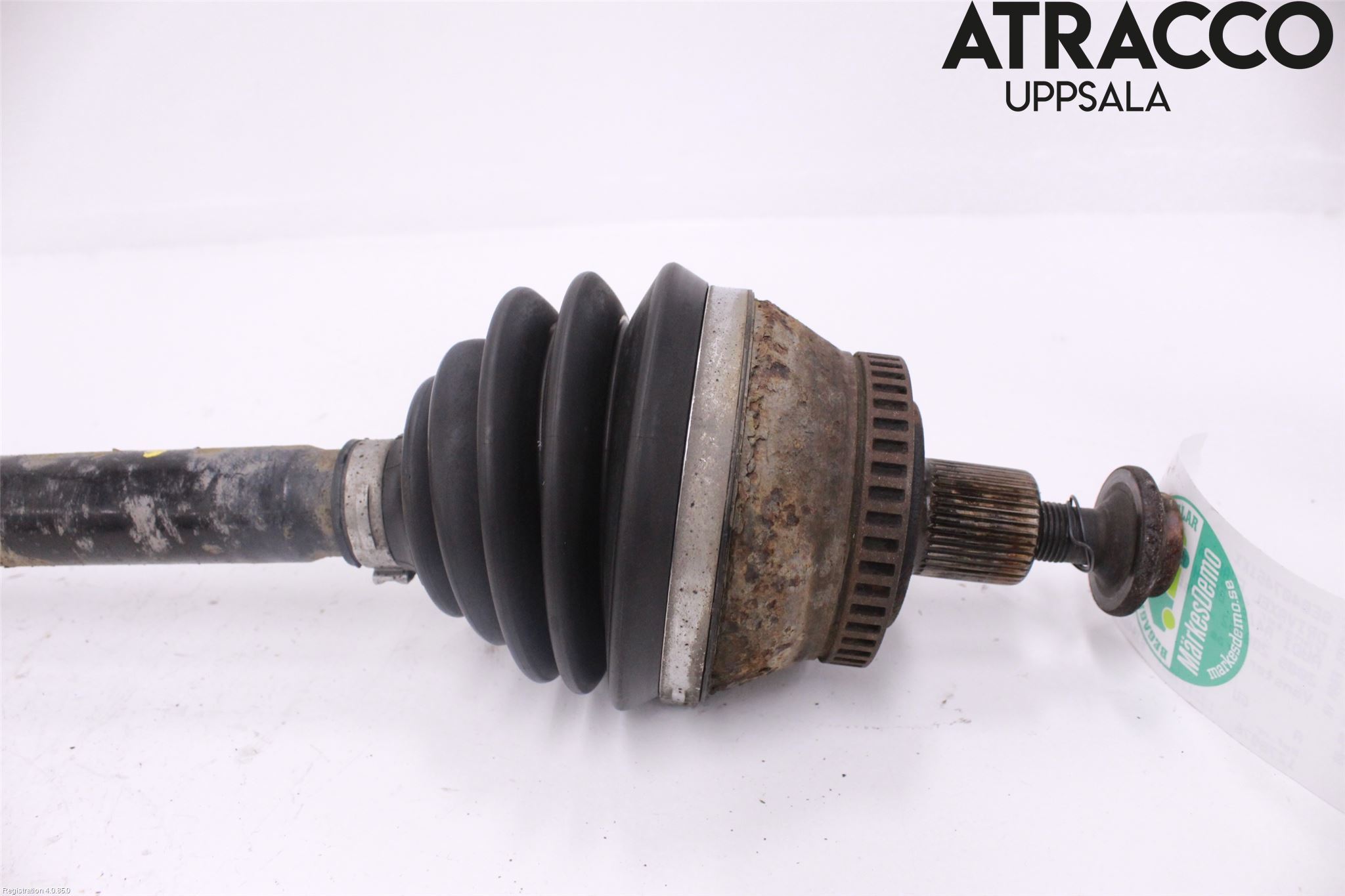 Audi A4/S4 05-07 Drivaksel Foran Kompl Venstre