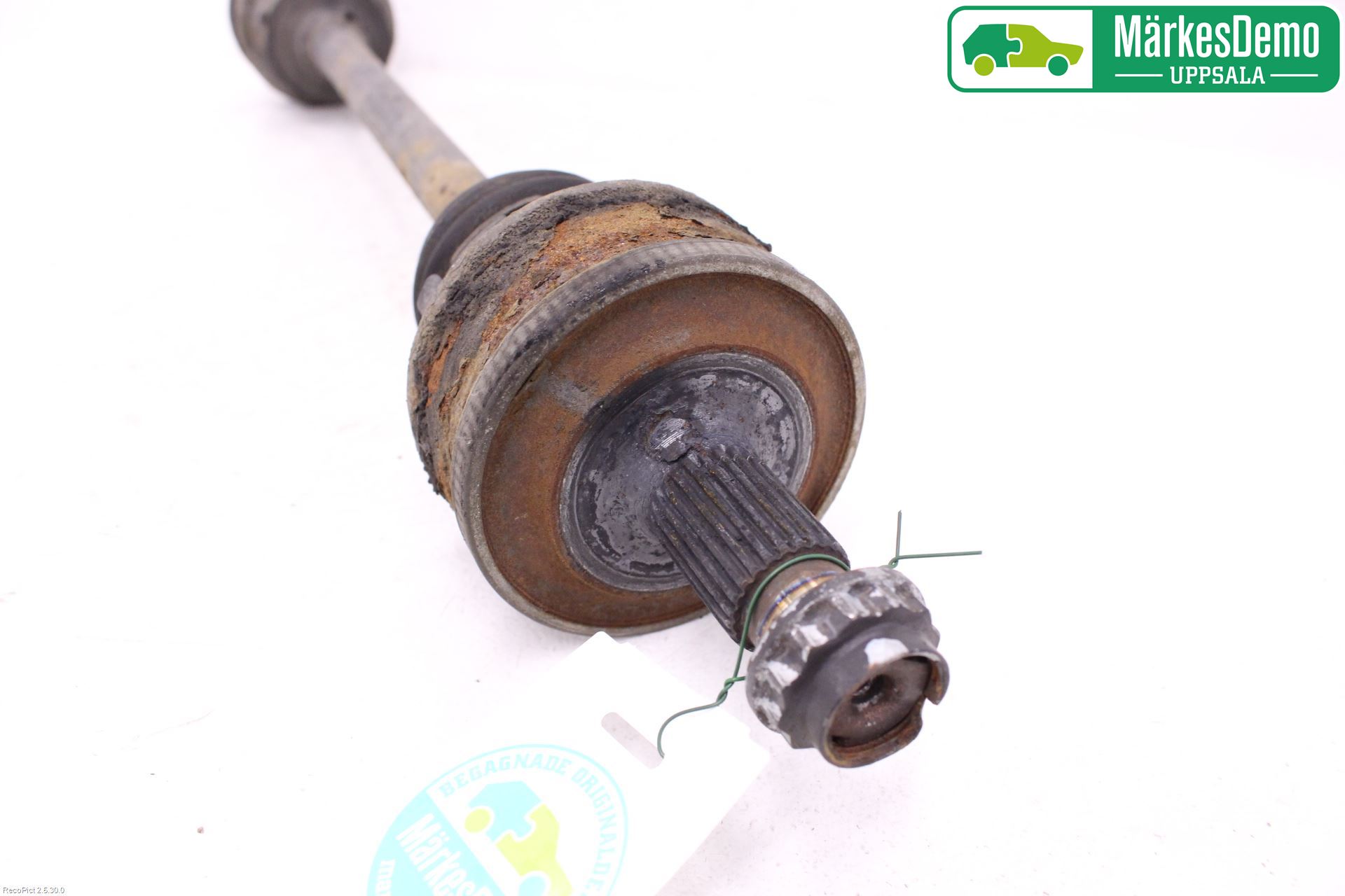 Mercedes-Benz MB C (203) 00-07 Drivaksel Bak Kompl Venstre