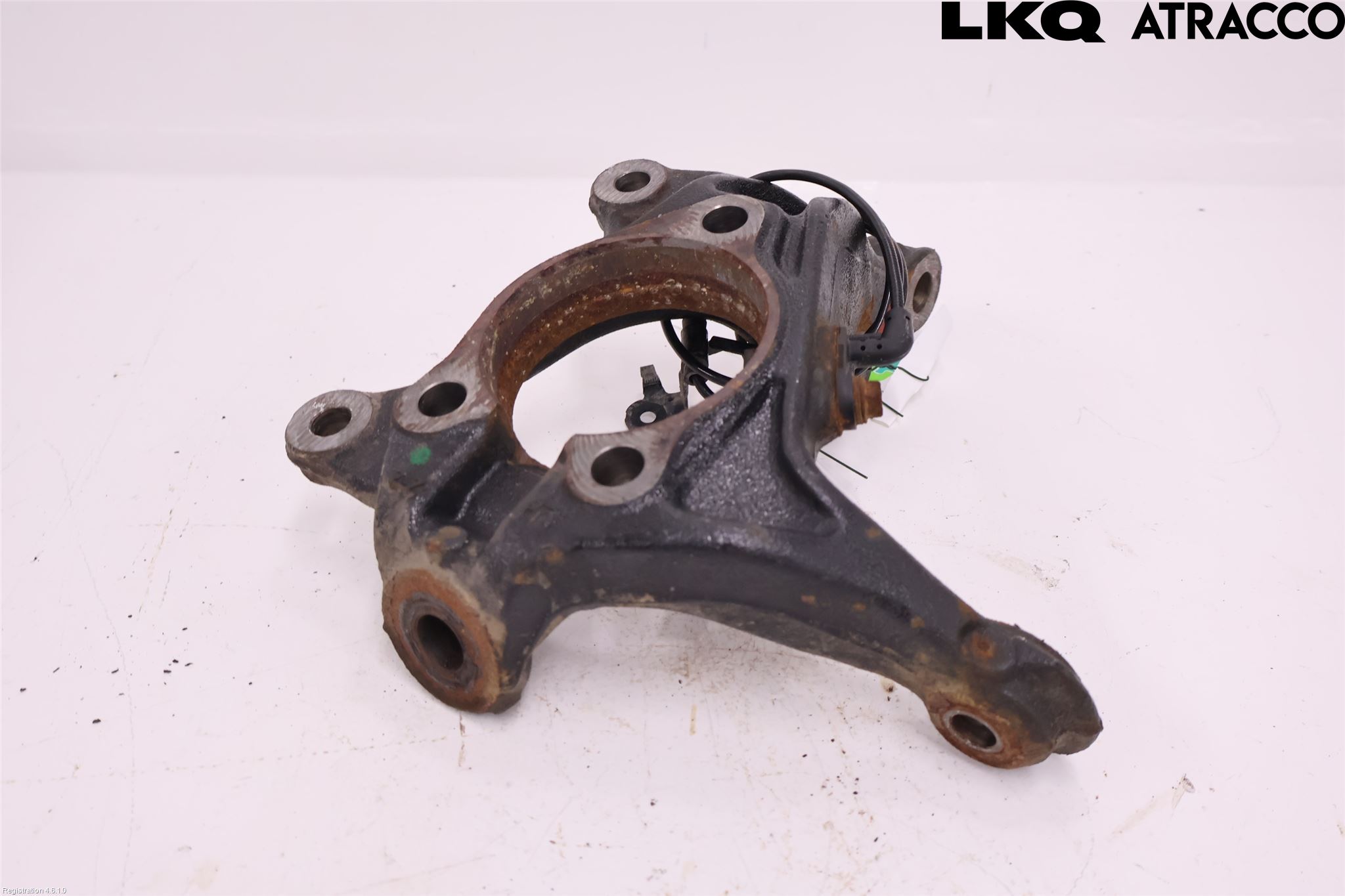 Toyota AYGO X AB70 22- Spindel Vf