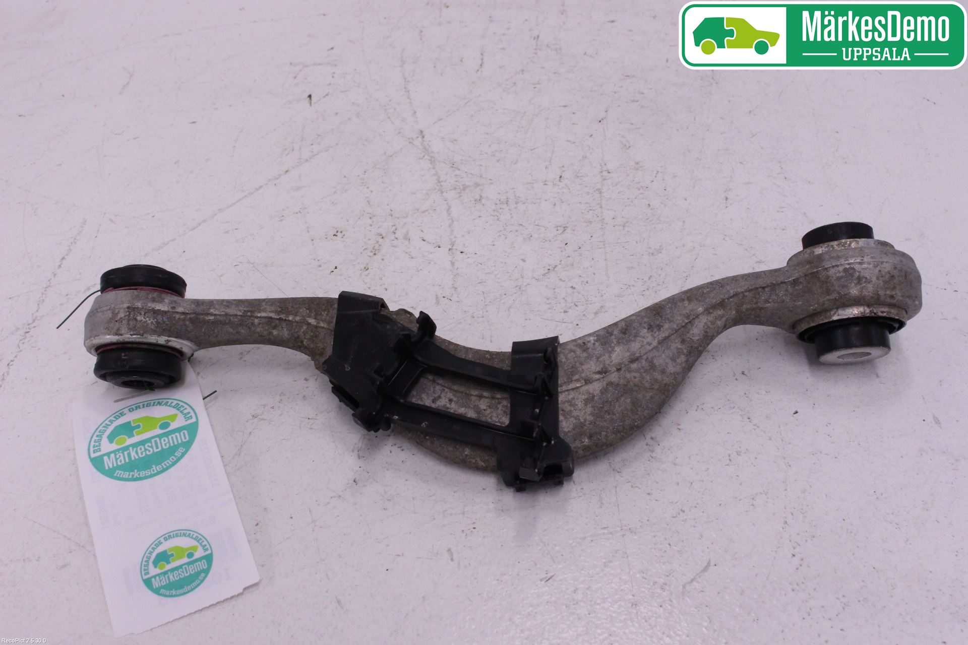 BMW 5 G30/G31/F90 17-23 Bærearm Bak Venstre Øvre