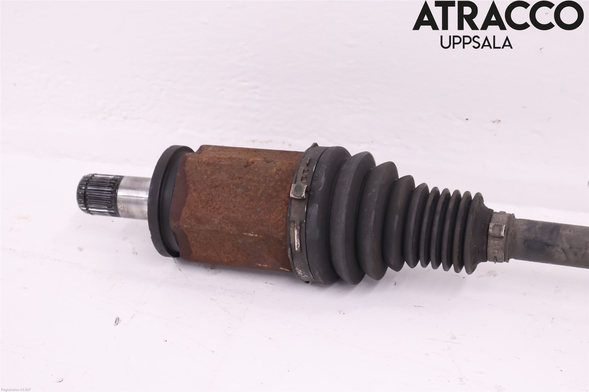 BMW 1 F20/F21 11-19 Drivaksel Foran Kompl Venstre
