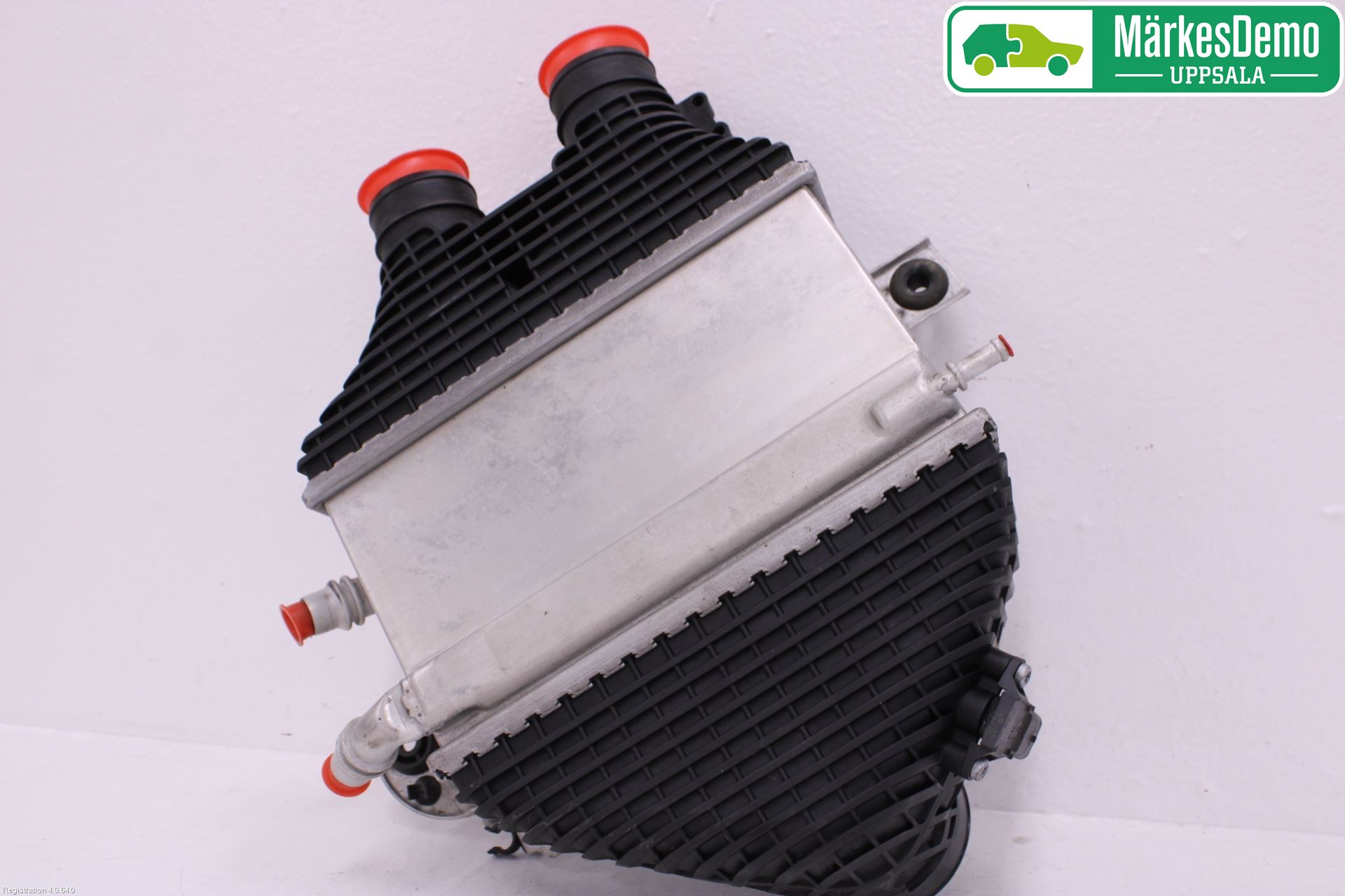 BMW 4 F32/F33/F82/F83 13-20 Intercooler Radiator