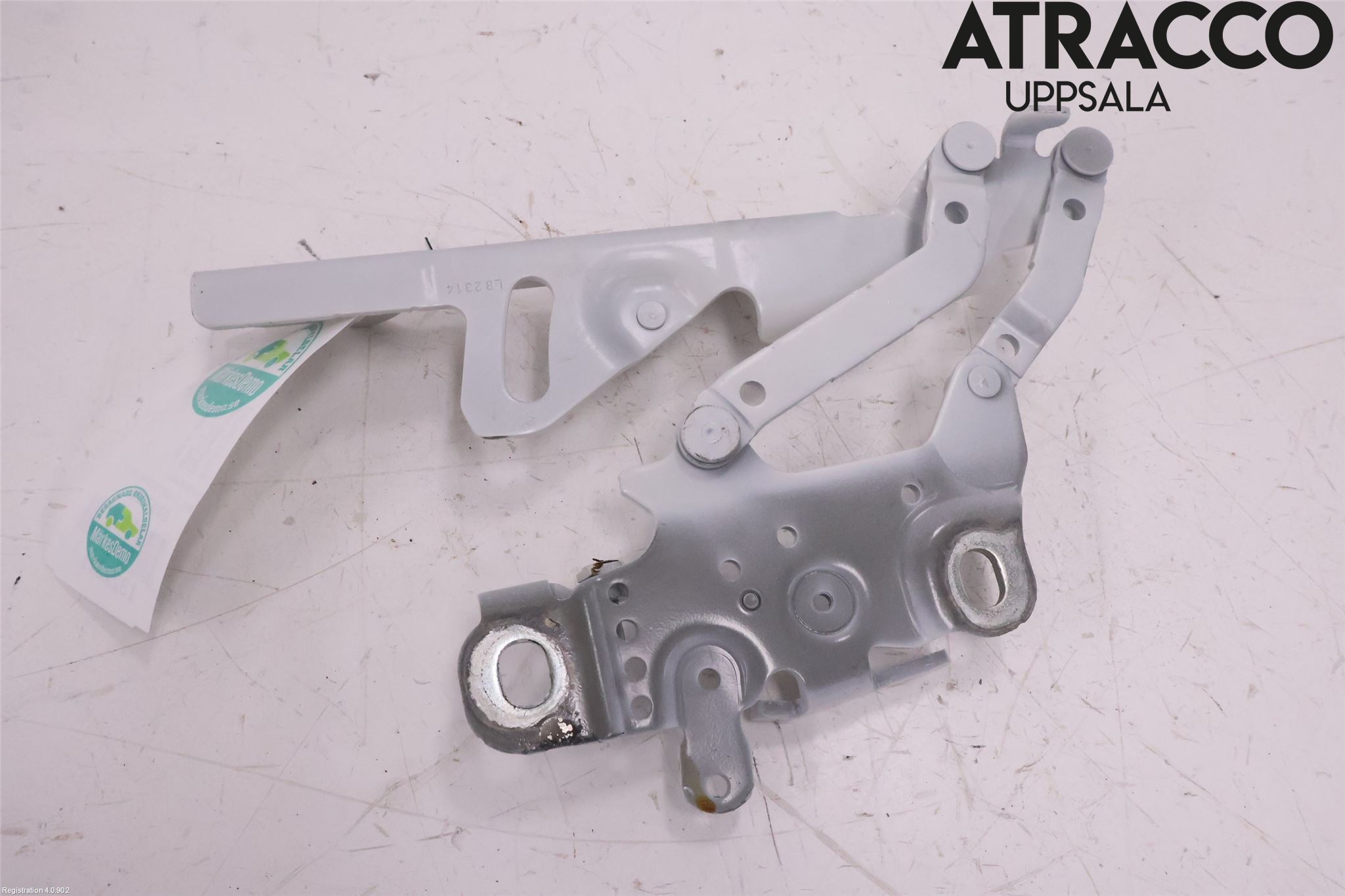 BMW 3 F30/F31/F80 12-19 Panser Hengsel - Hengsler