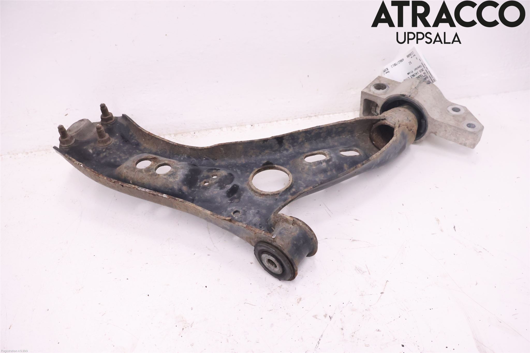 Volkswagen VW TOURAN 10-15 Bærearm Foran Venstre Nedre