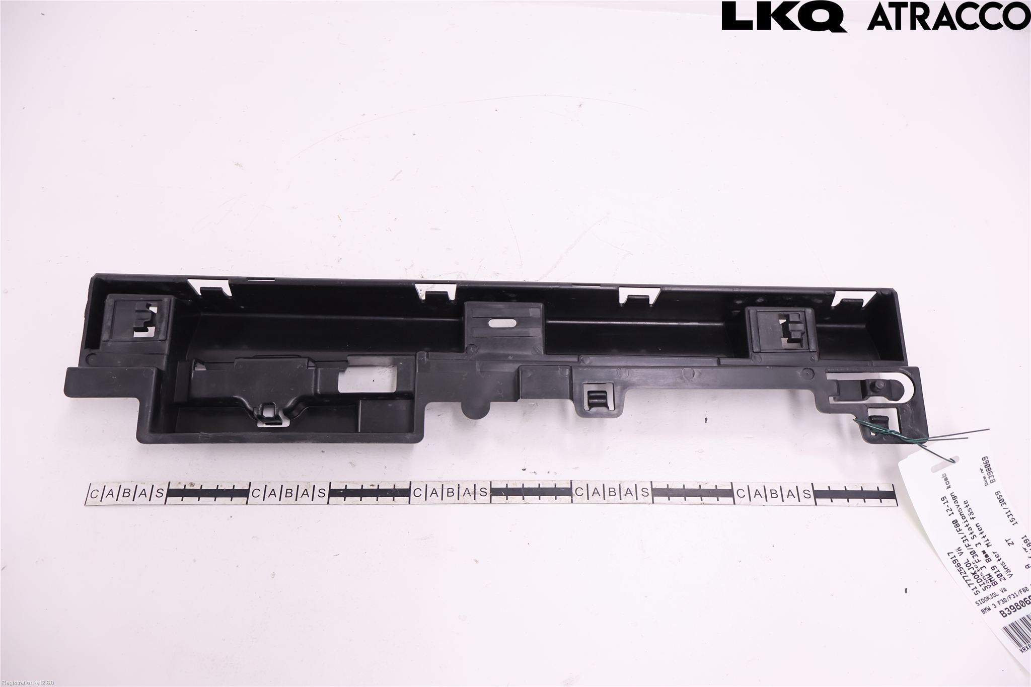 BMW 3 F30/F31/F80 12-19 Kanalskjørt Venstre