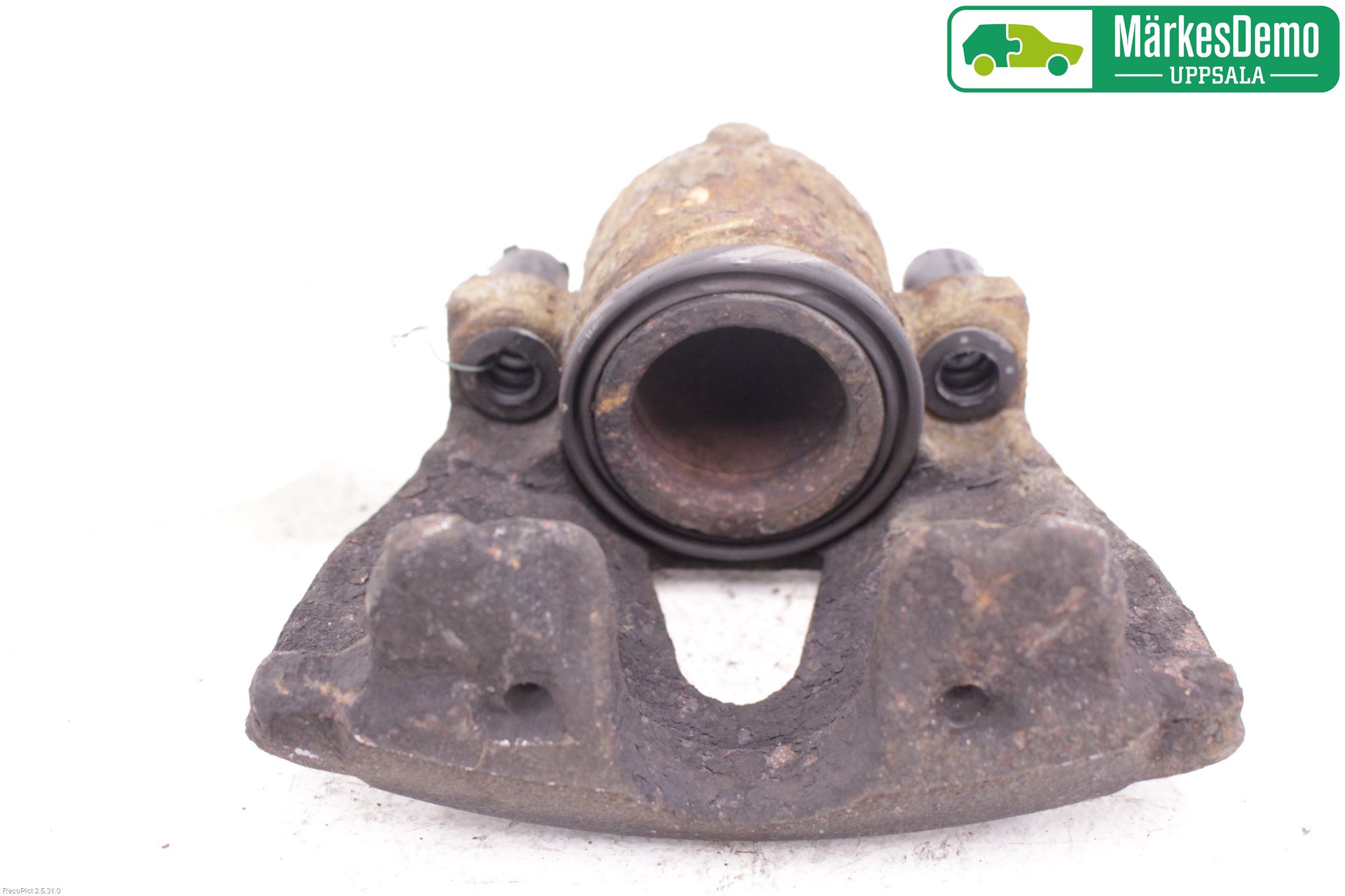 Saab 9-5     06-10 Bremsecaliper Foran Venstre