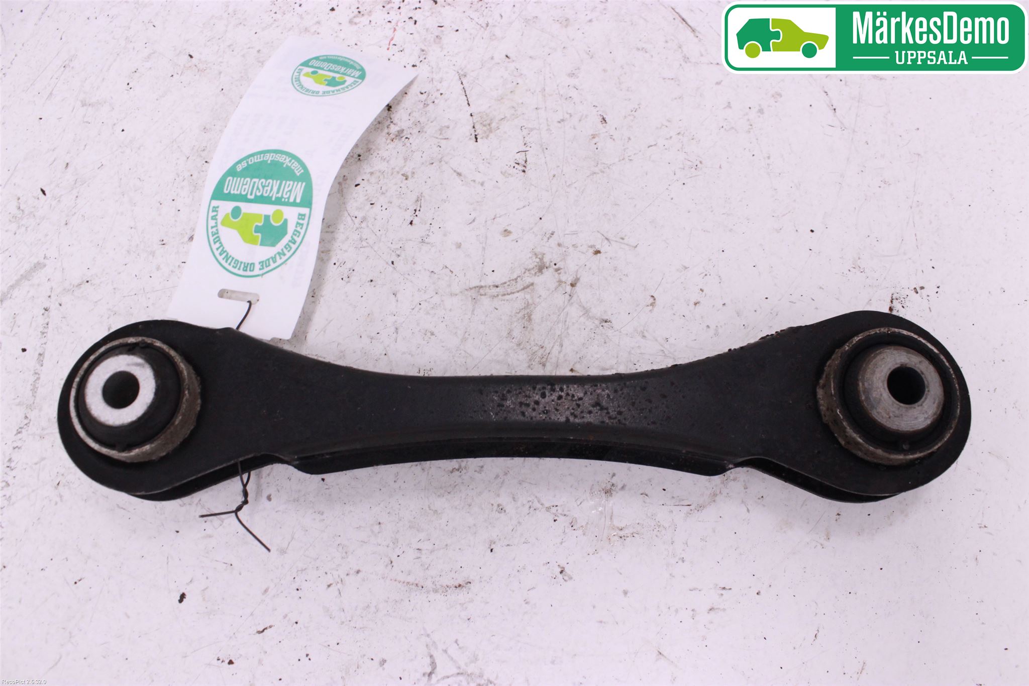 BMW 3 F30/F31/F80 12-19 Bærearm Bak Venstre Øvre