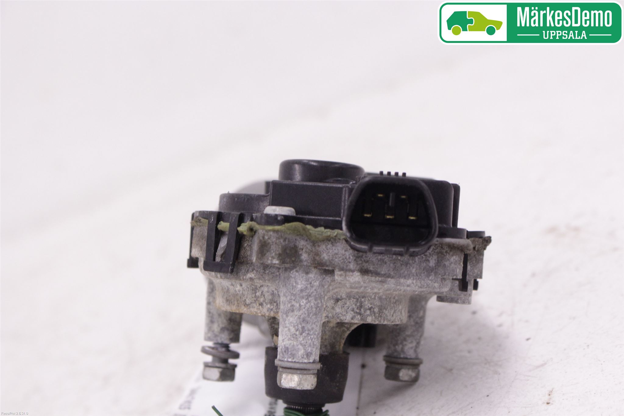 Mitsubishi OUTLANDER 07-12 Viskermotor Frontrute