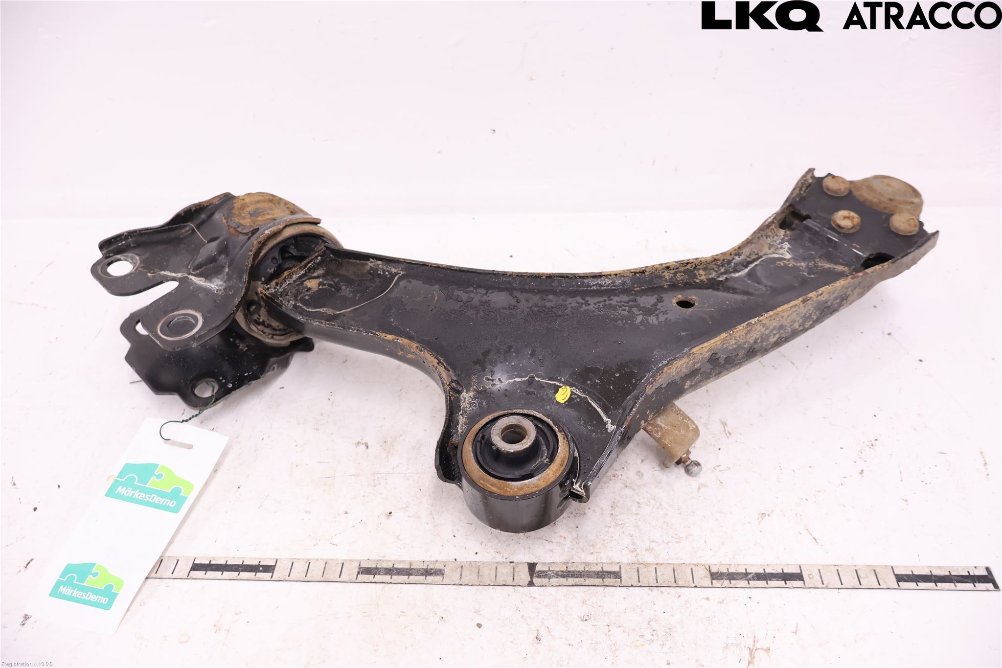 Volvo V60 14-18 Bærearm Foran Høyre Nedre