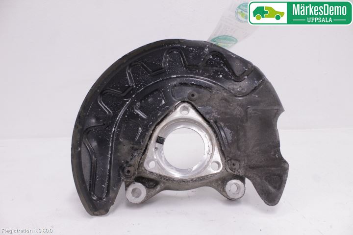 Volkswagen VW PASSAT 15-19 Spindel Vf