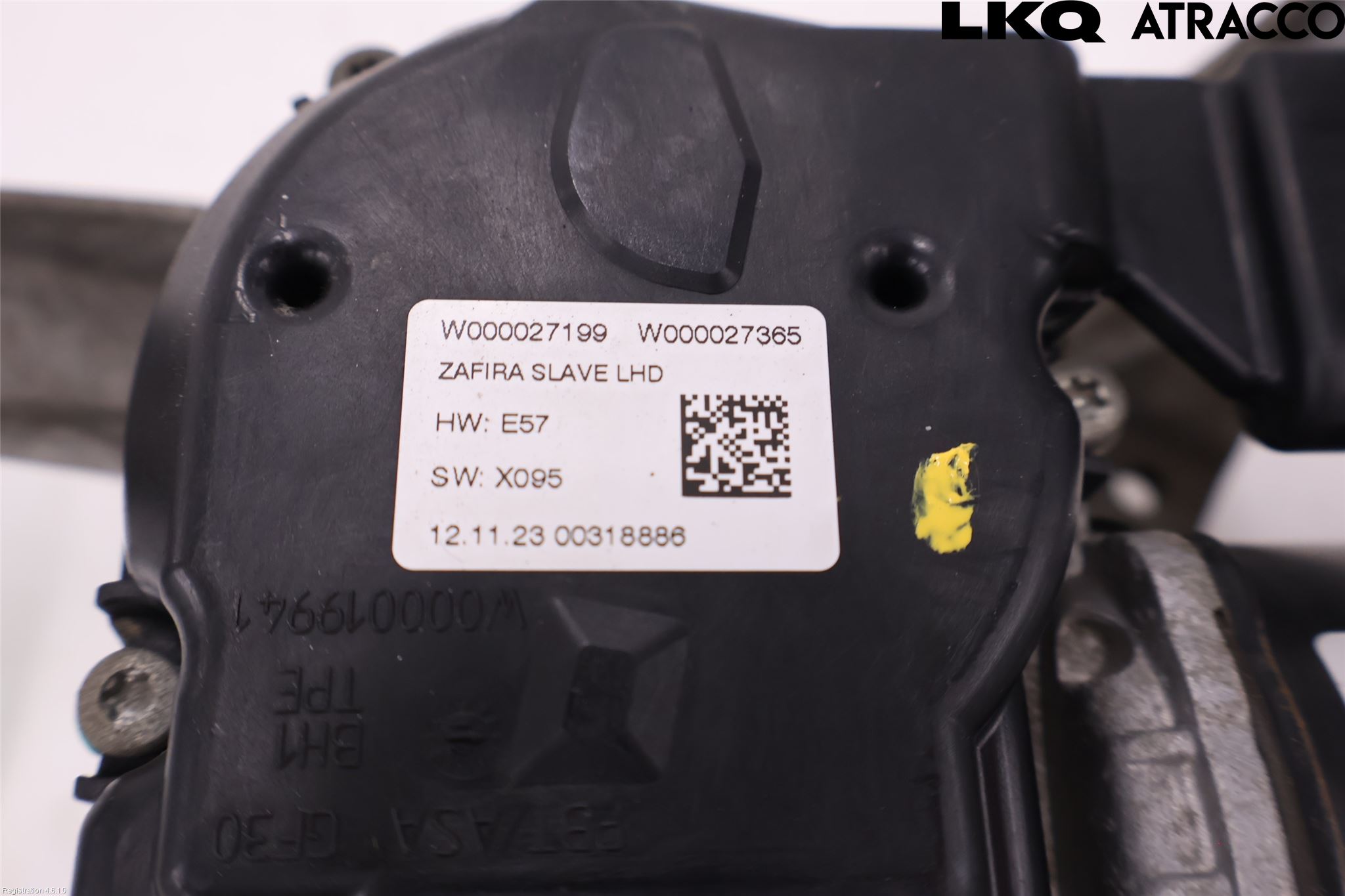 Opel ZAFIRA C 12-19 Viskermotor Frontrute