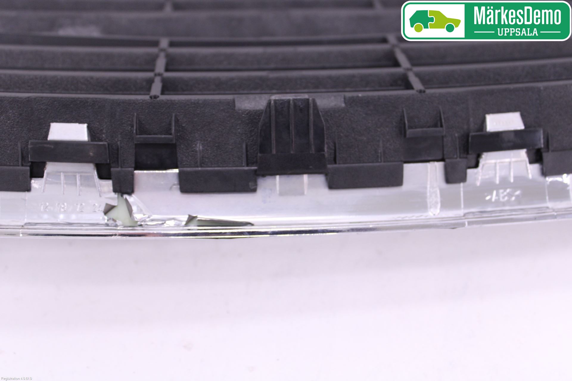 Saab 9-3 VER 2 Grilldel Midt