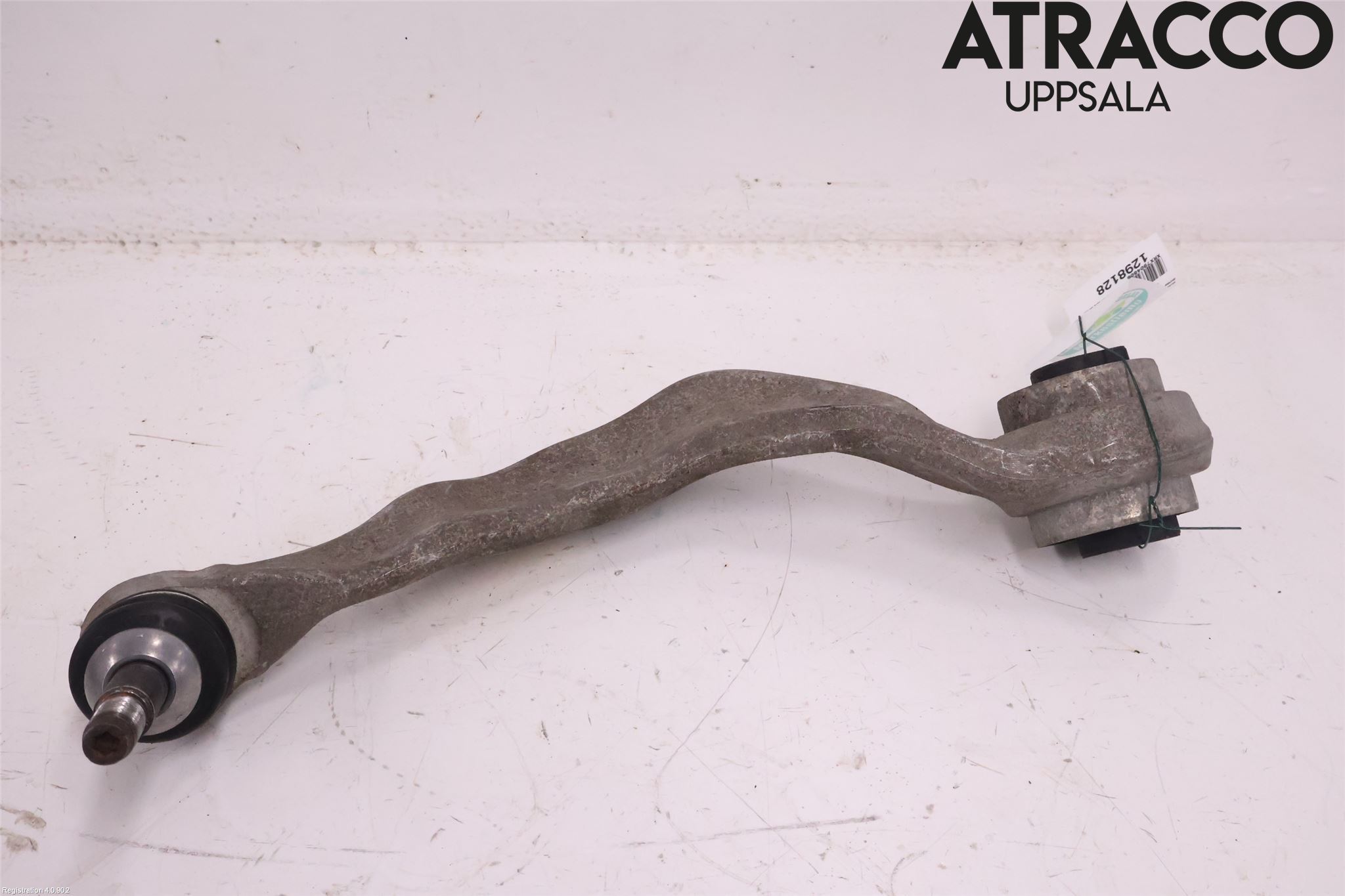 BMW 5 G30/G31/F90 17-23 Bærearm Foran Venstre Nedre