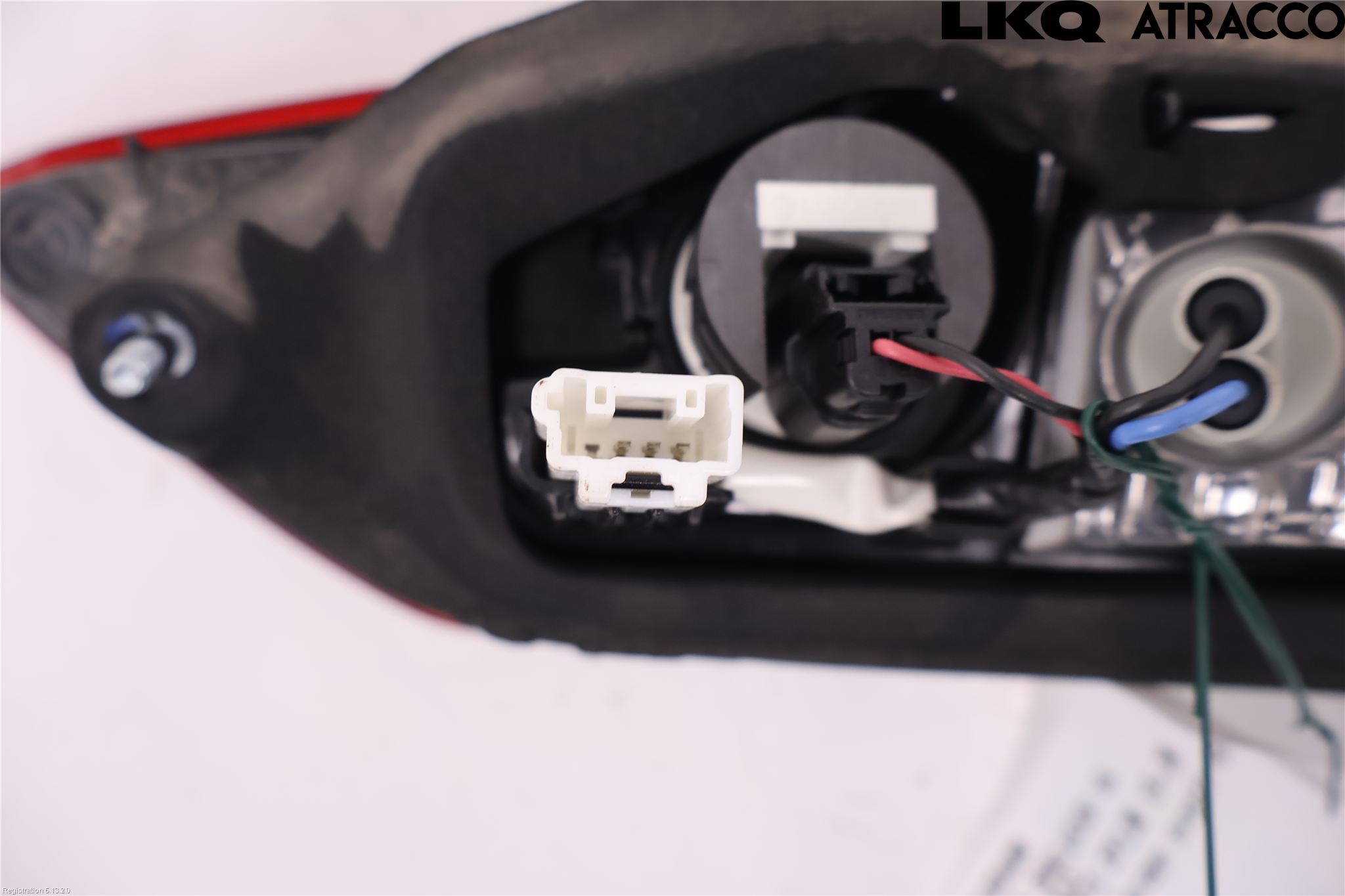 Toyota YARIS XP130 15-20 Baklykt Venstre  På Luke(Indre