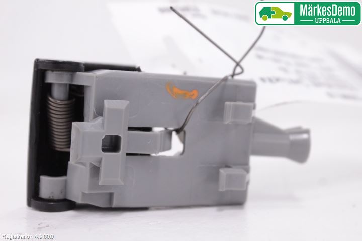 Toyota HILUX 16- Wire Tankluke