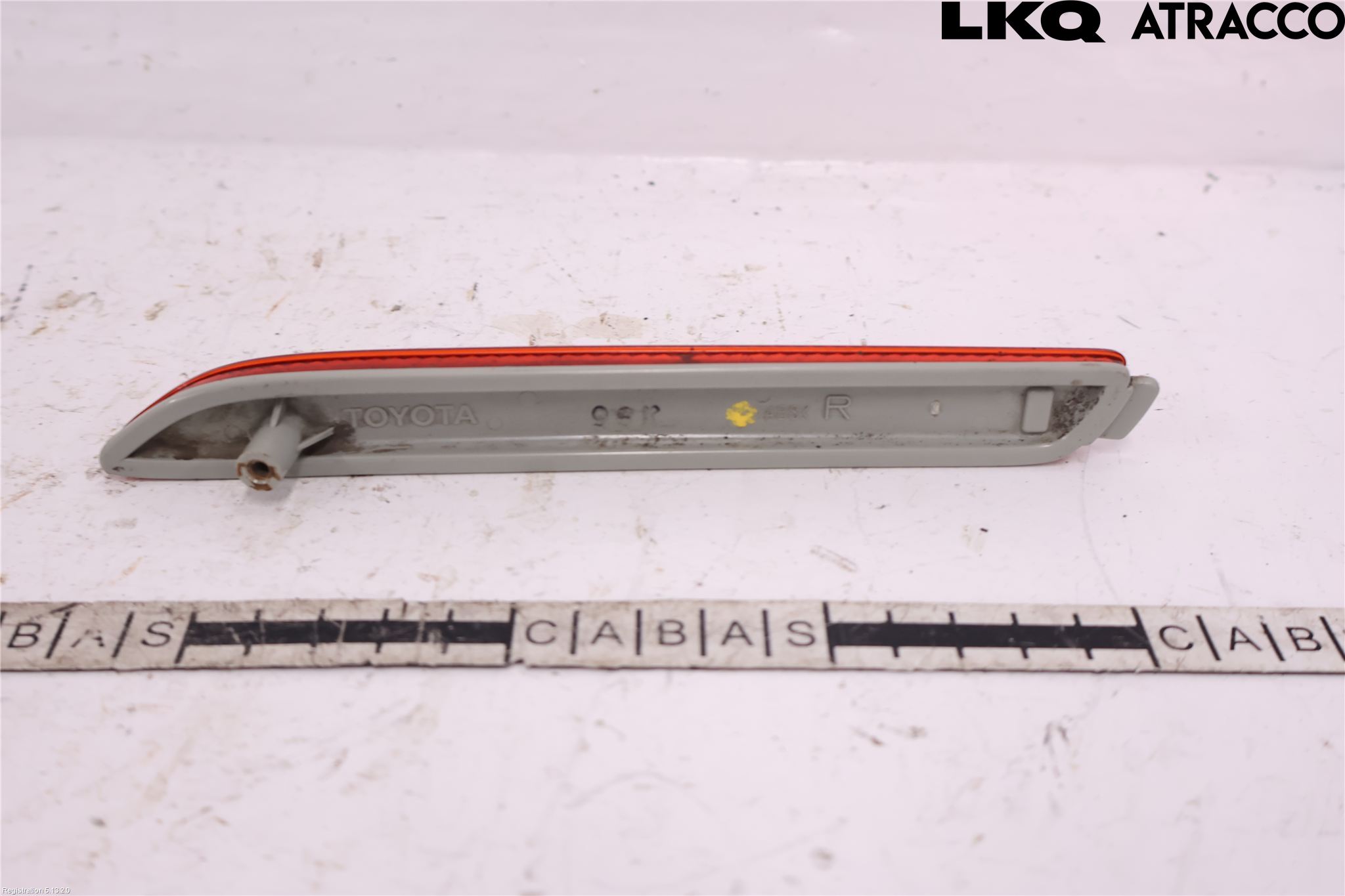 Toyota RAV4 19- Refleks Bak