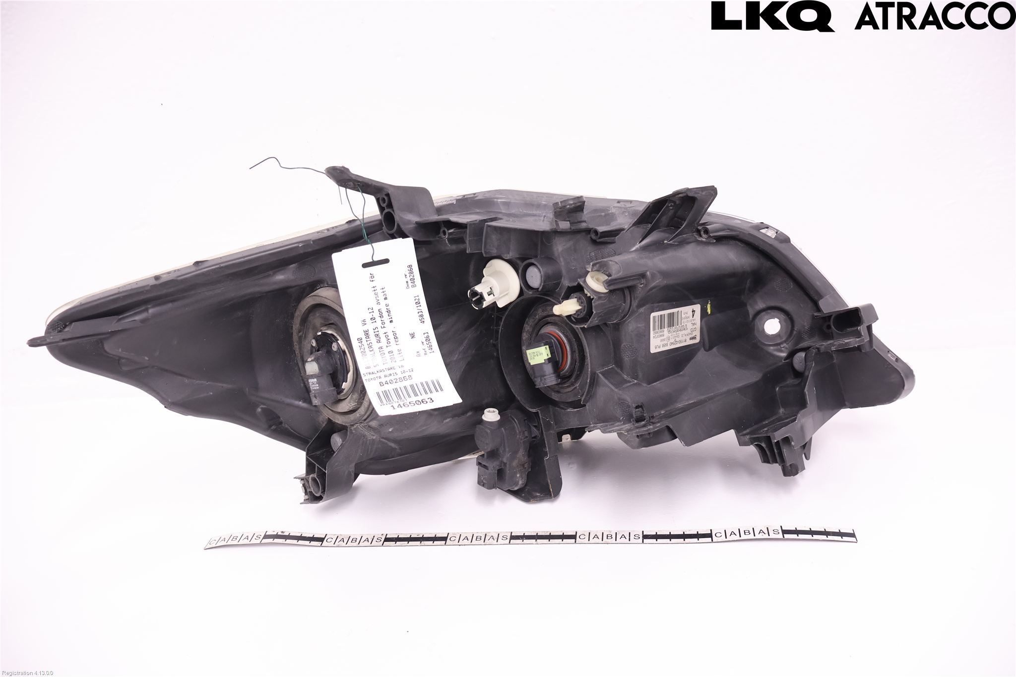 Toyota AURIS 10-12 Frontlykt Venstre