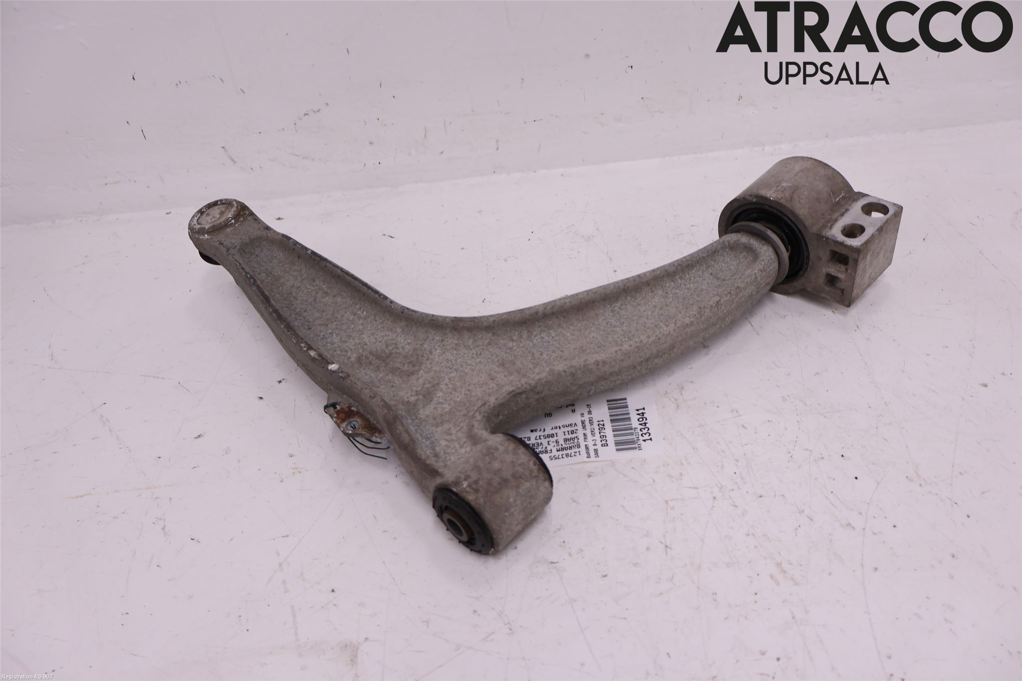 Saab 9-3 VER2/VER3 08-15 Bærearm Foran Venstre Nedre