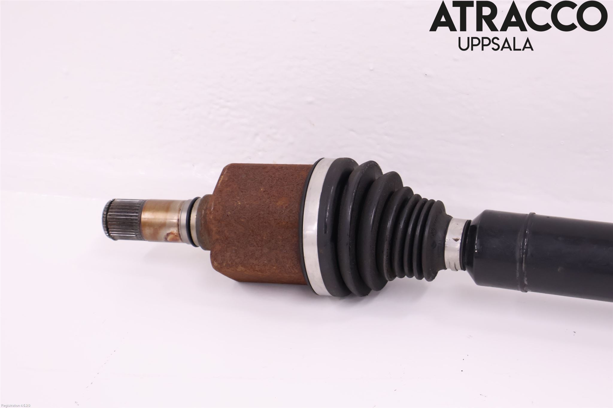 Volkswagen VW PASSAT 15-19 Drivaksel Foran Kompl Høyre