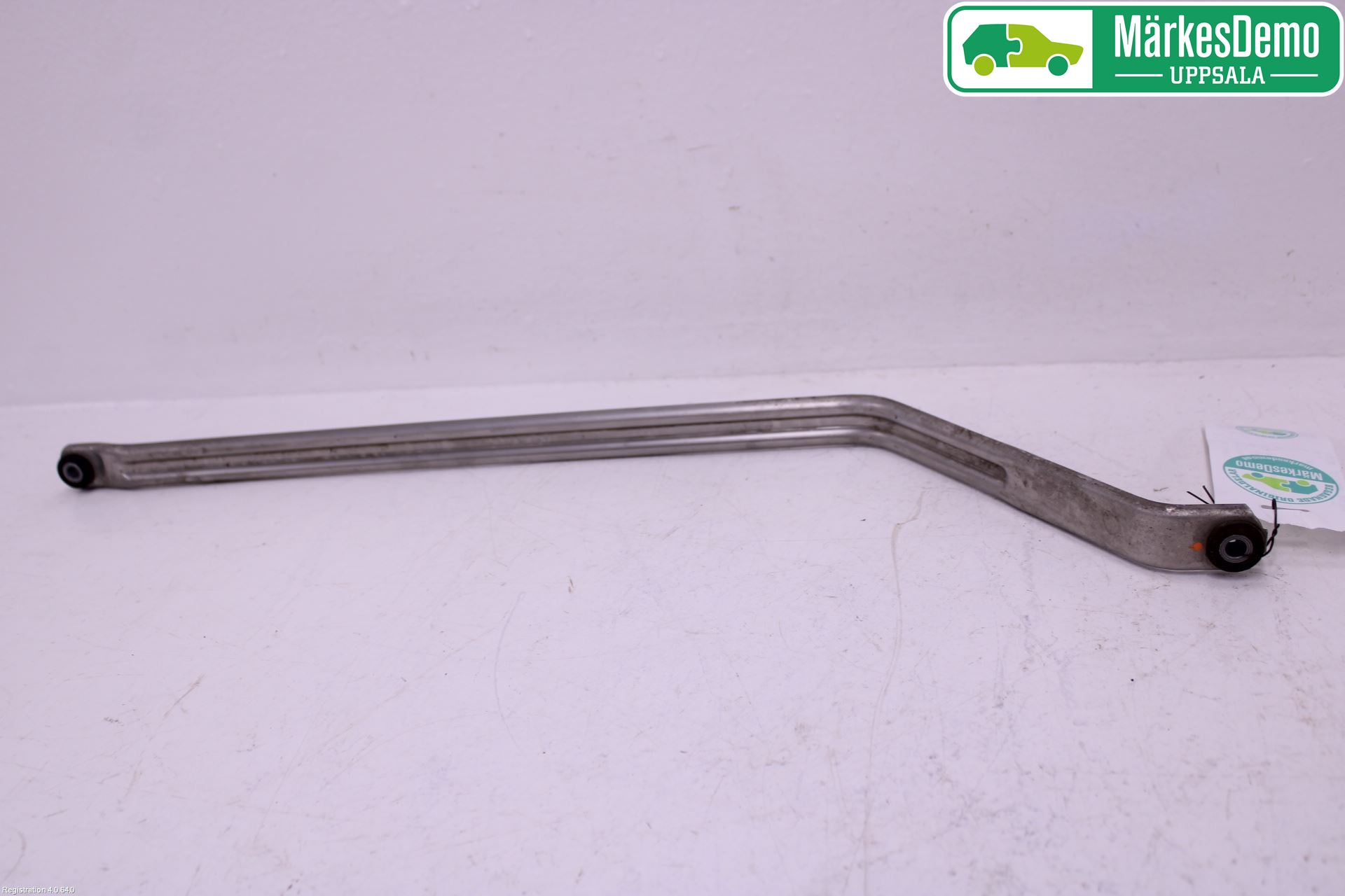 BMW 3 G20/G21/G80/G81 19- Drivstofftank Bånd-Feste