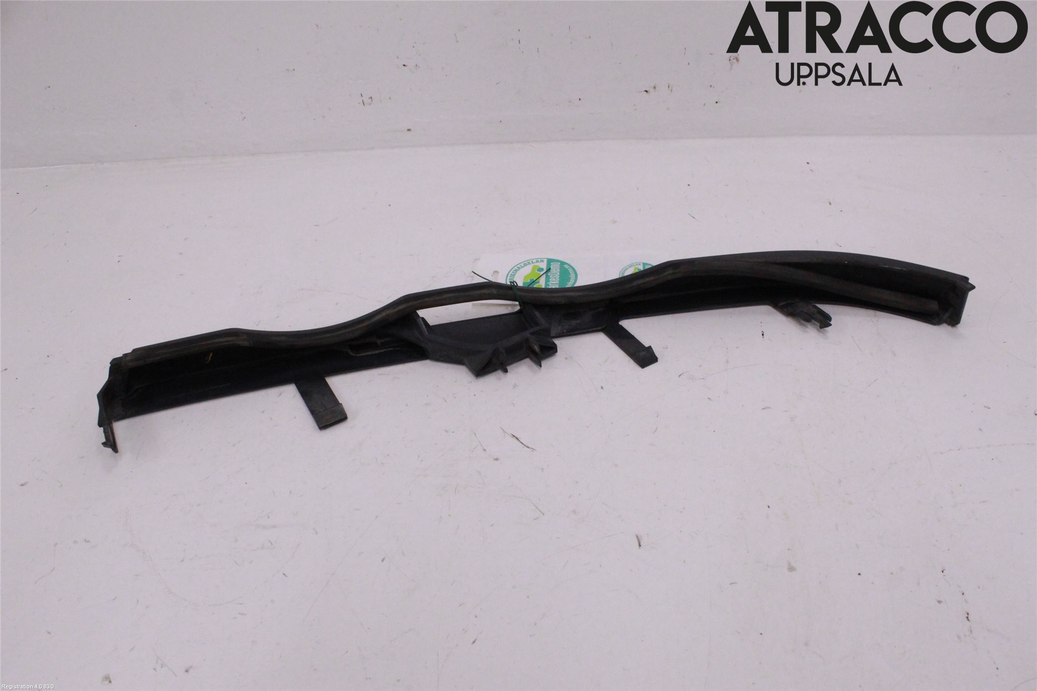 BMW 3 E46      98-05 Frontlykt Ramme H Lyktering