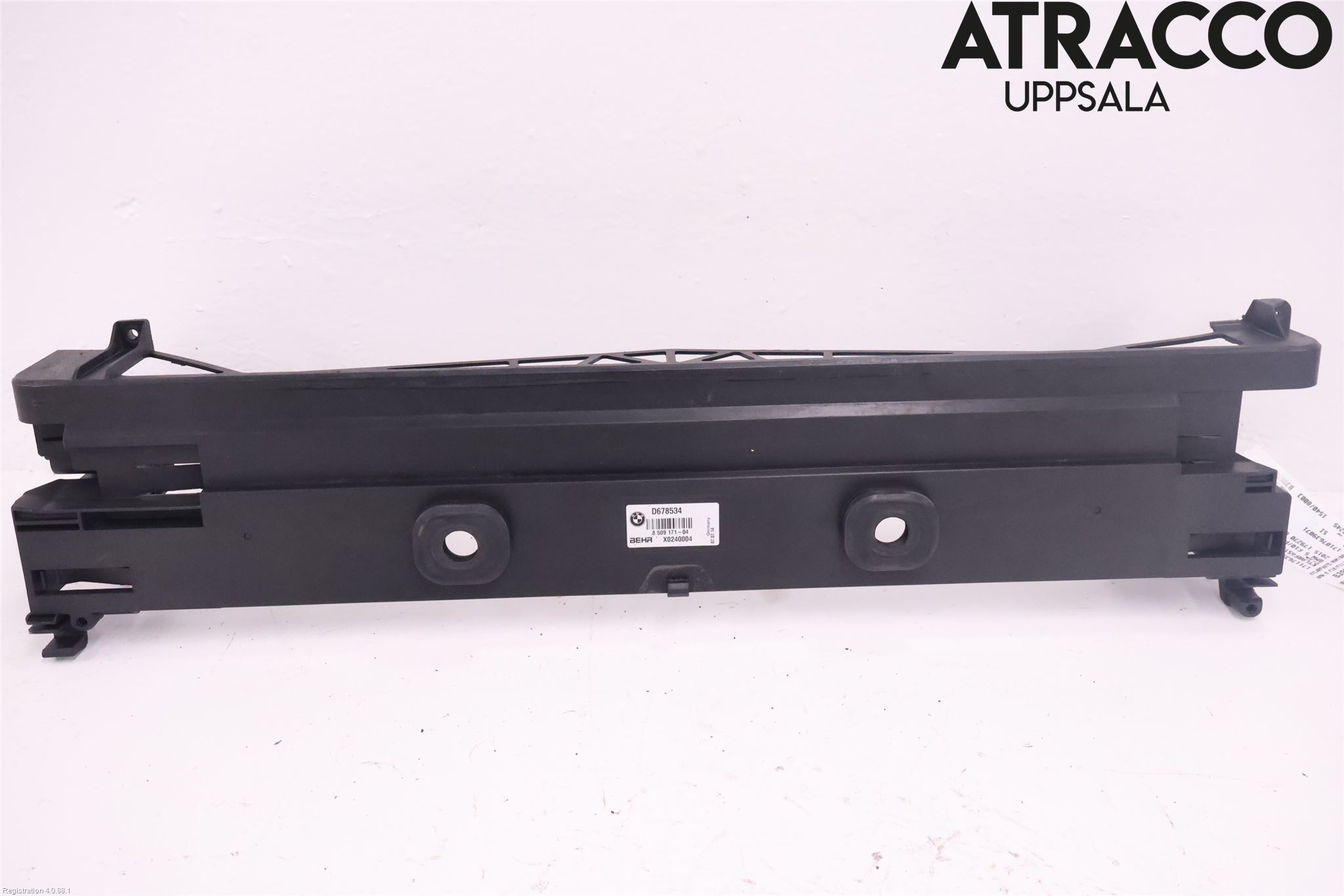 BMW 5 F10/F11/F18 09-17 Radiator Feste - Ramme - Bjelk