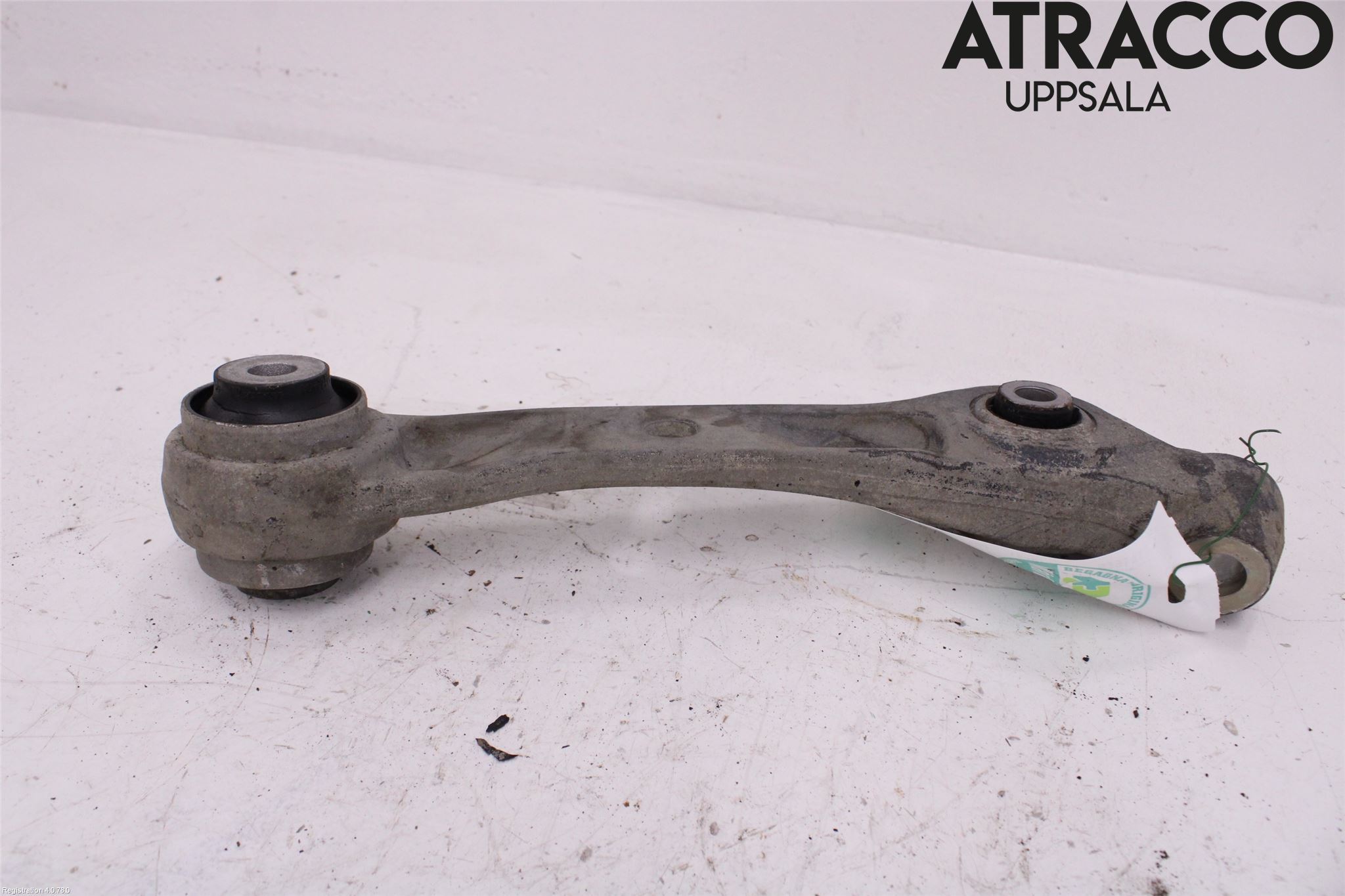 BMW 5 F10/F11/F18 09-17 Bærearm Foran Høyre Nedre