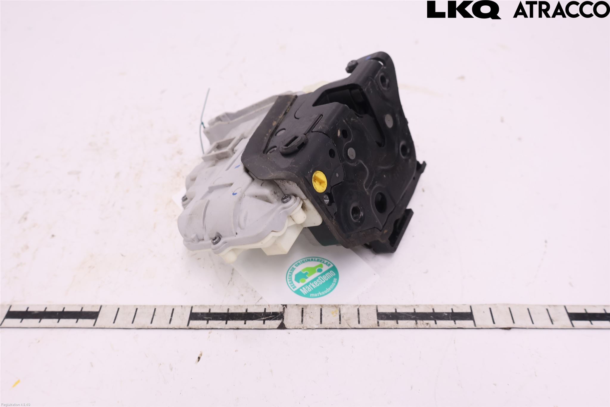Volkswagen VW PASSAT 11-14 Dørlås - Låsekasse