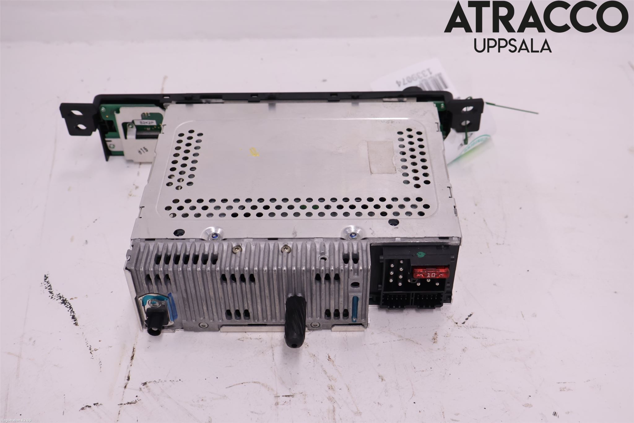 BMW 3 E46      98-05 Stereo Radio Med Cd