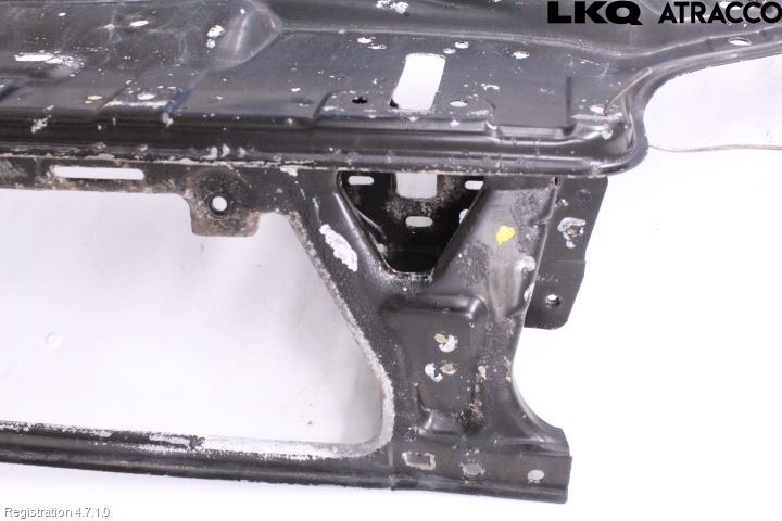 Volvo V70 05-08 Frontplate