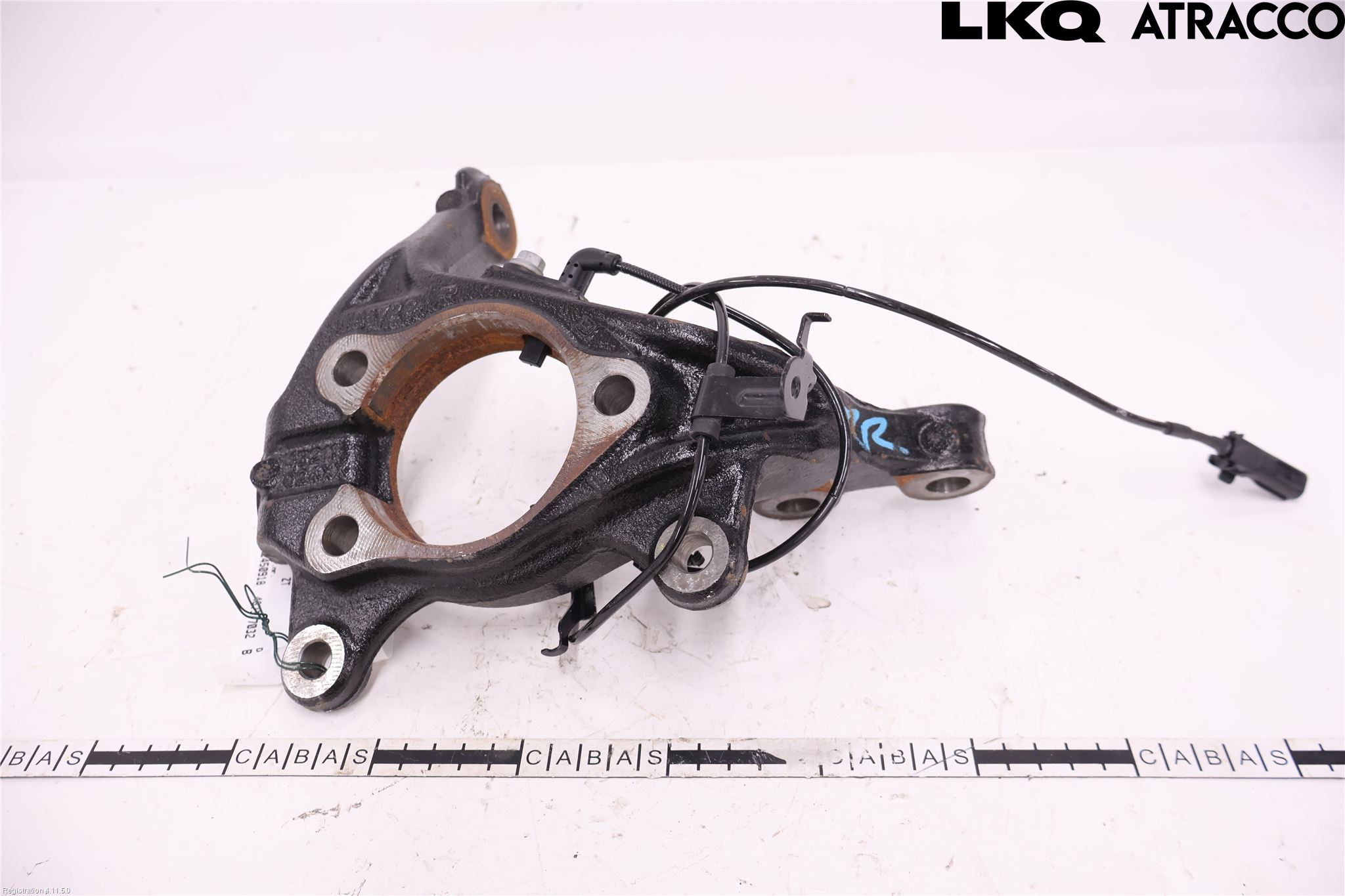 Toyota YARIS CROSS XP21 21- Spindel Hf