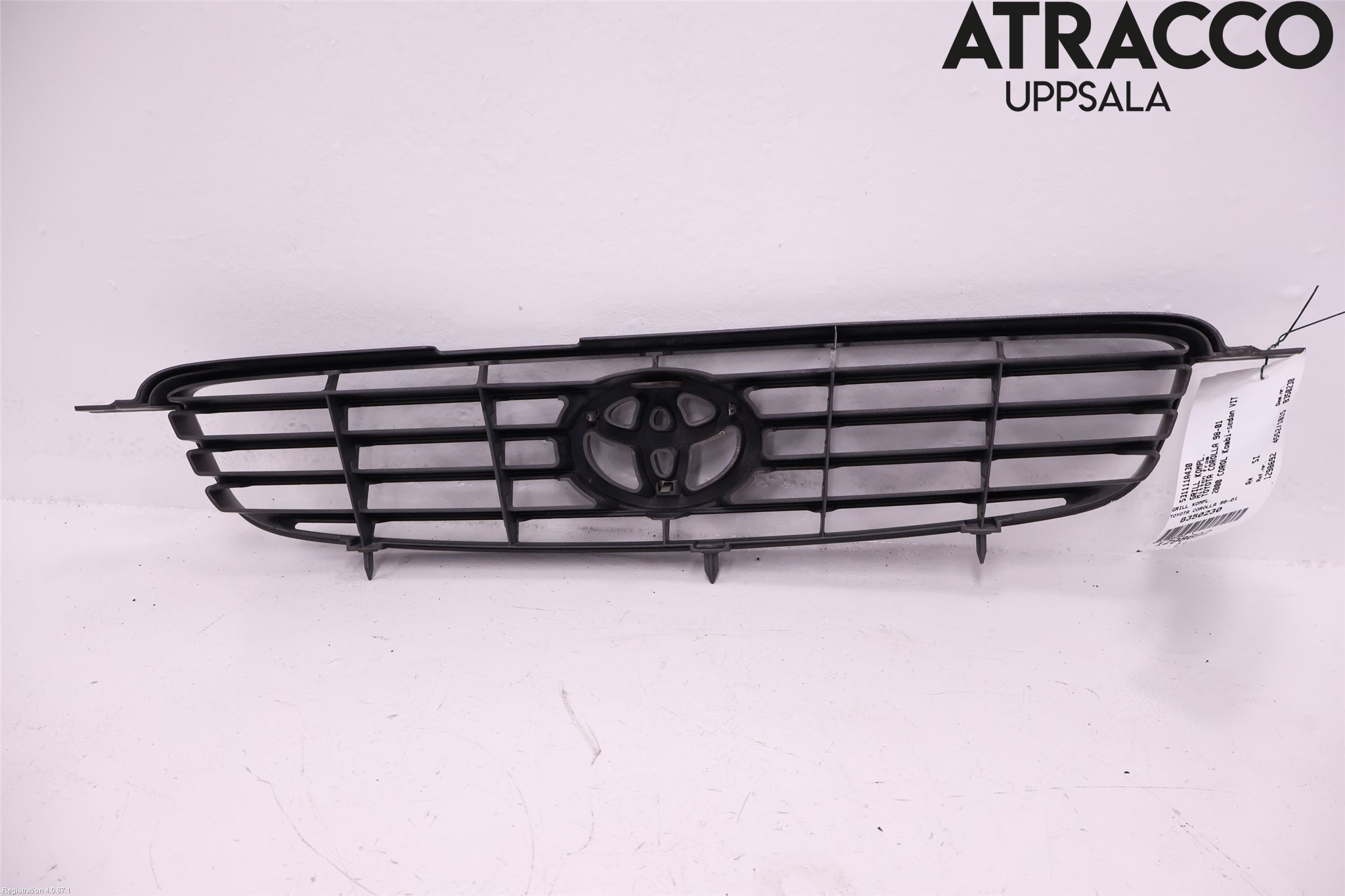 Toyota COROLLA 98-01 Grill Komplett