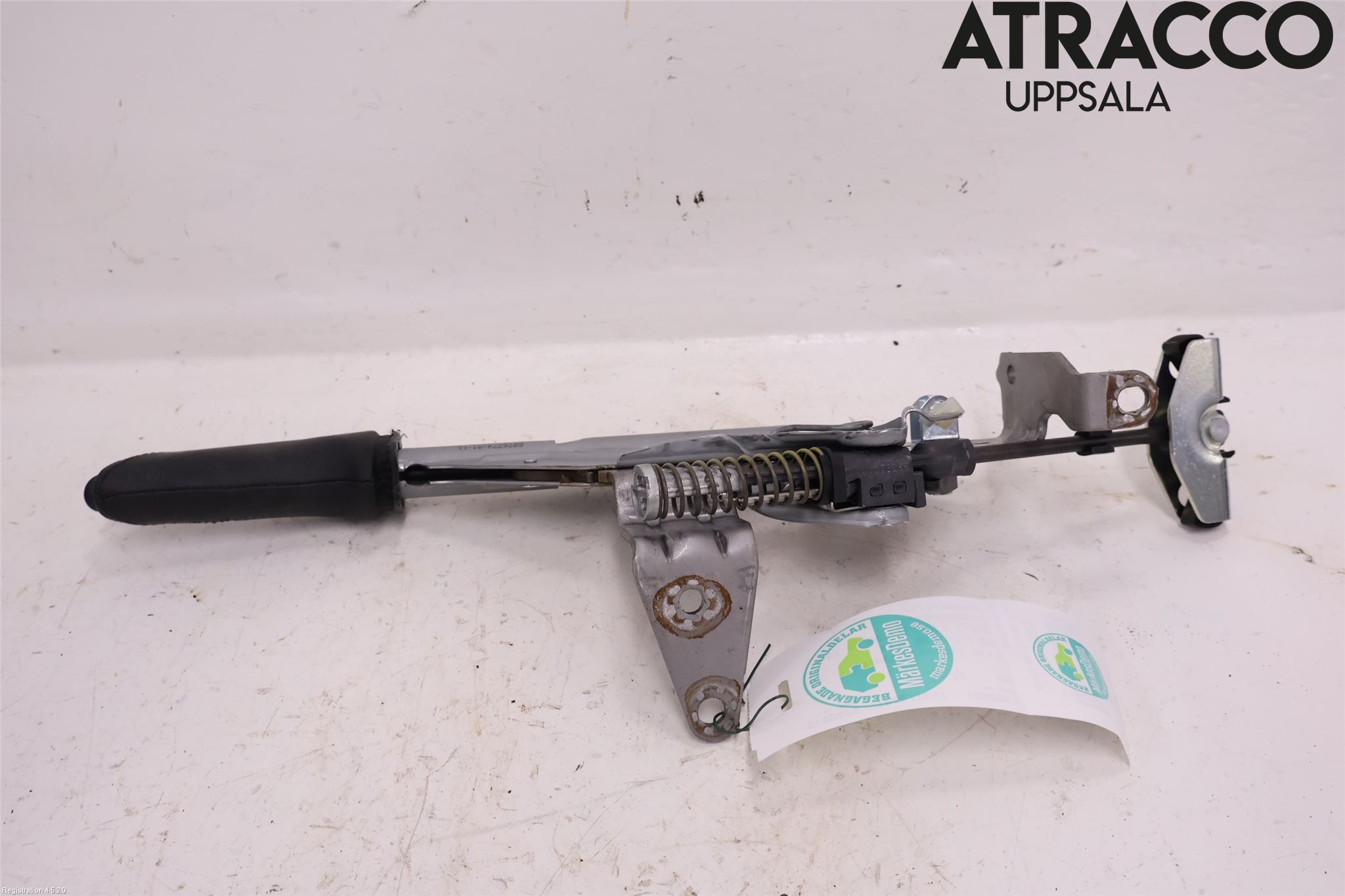 BMW 3 F30/F31/F80 12-19 Parkbremsarm-Handtak