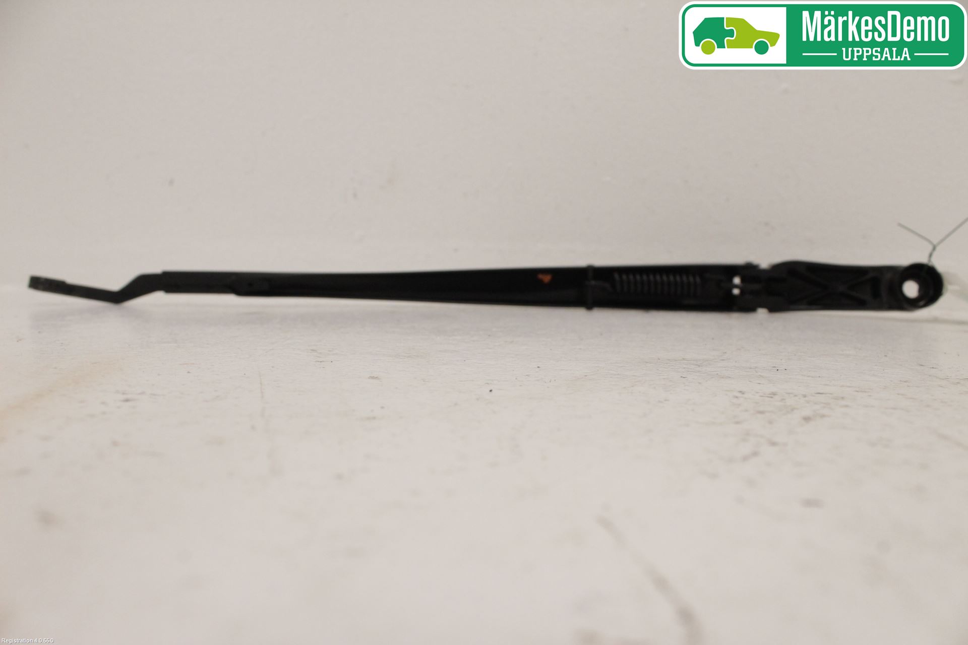 Toyota AURIS 13-19 Viskerarm-Armer Frontrute