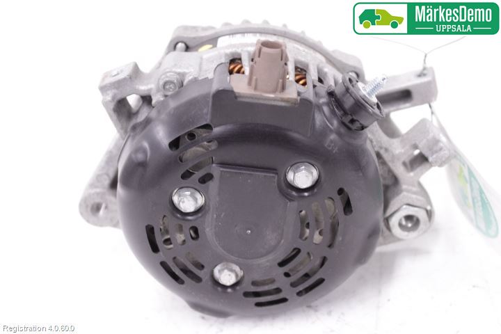Toyota YARIS XP130 15-20 Dynamo