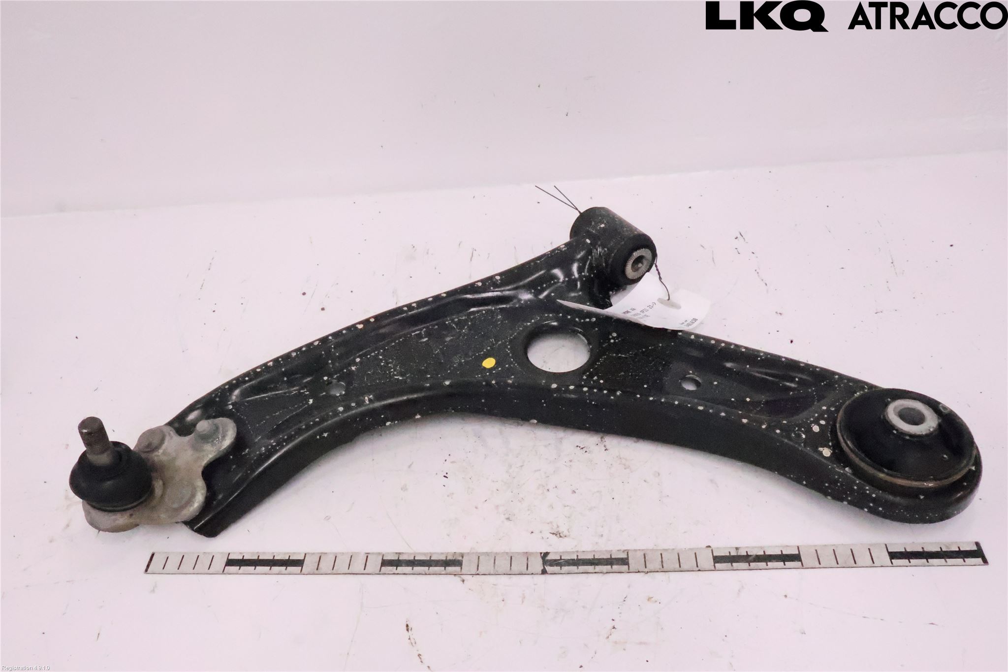 Toyota YARIS CROSS XP21 21- Bærearm Foran Venstre Nedre