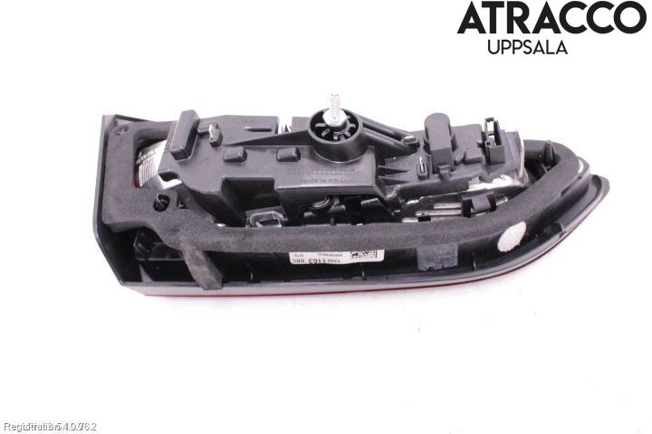 Opel ASTRA K 16-22 Baklykt Høyre  På Luke(Indre)