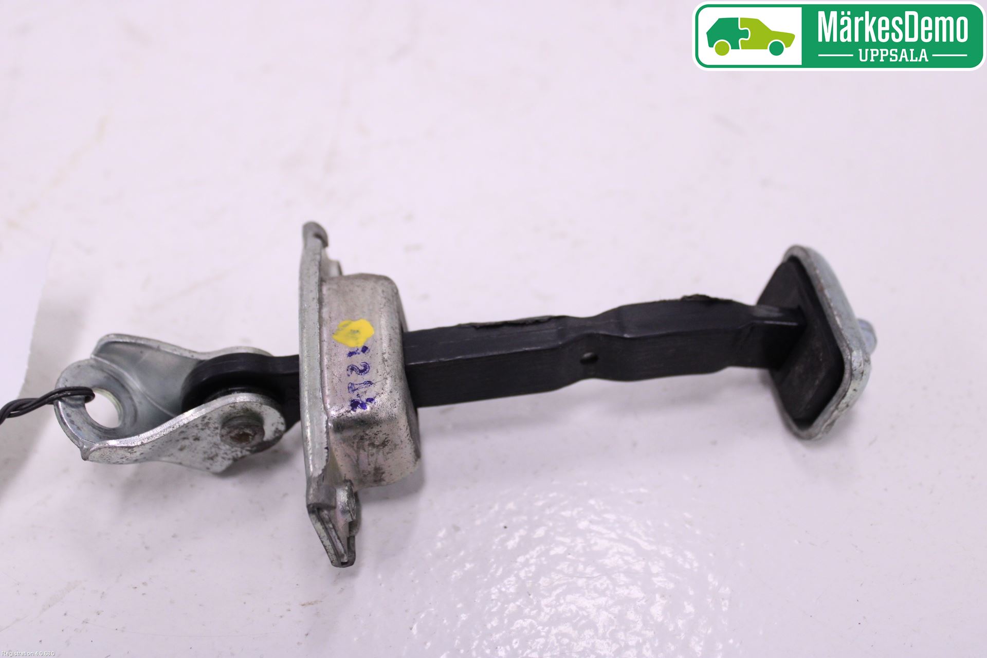 Mitsubishi L200 06-15 Dørstopper