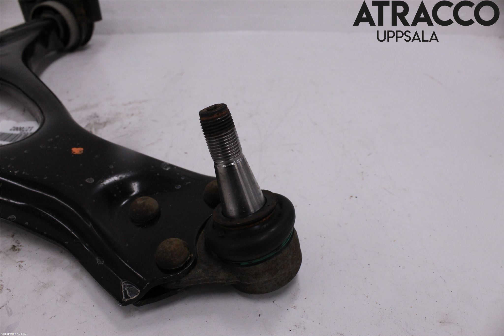 Mercedes-Benz MB VITO/V-KLASS (W640,W447,W448) 14- Bærearm Foran Venstre Nedre