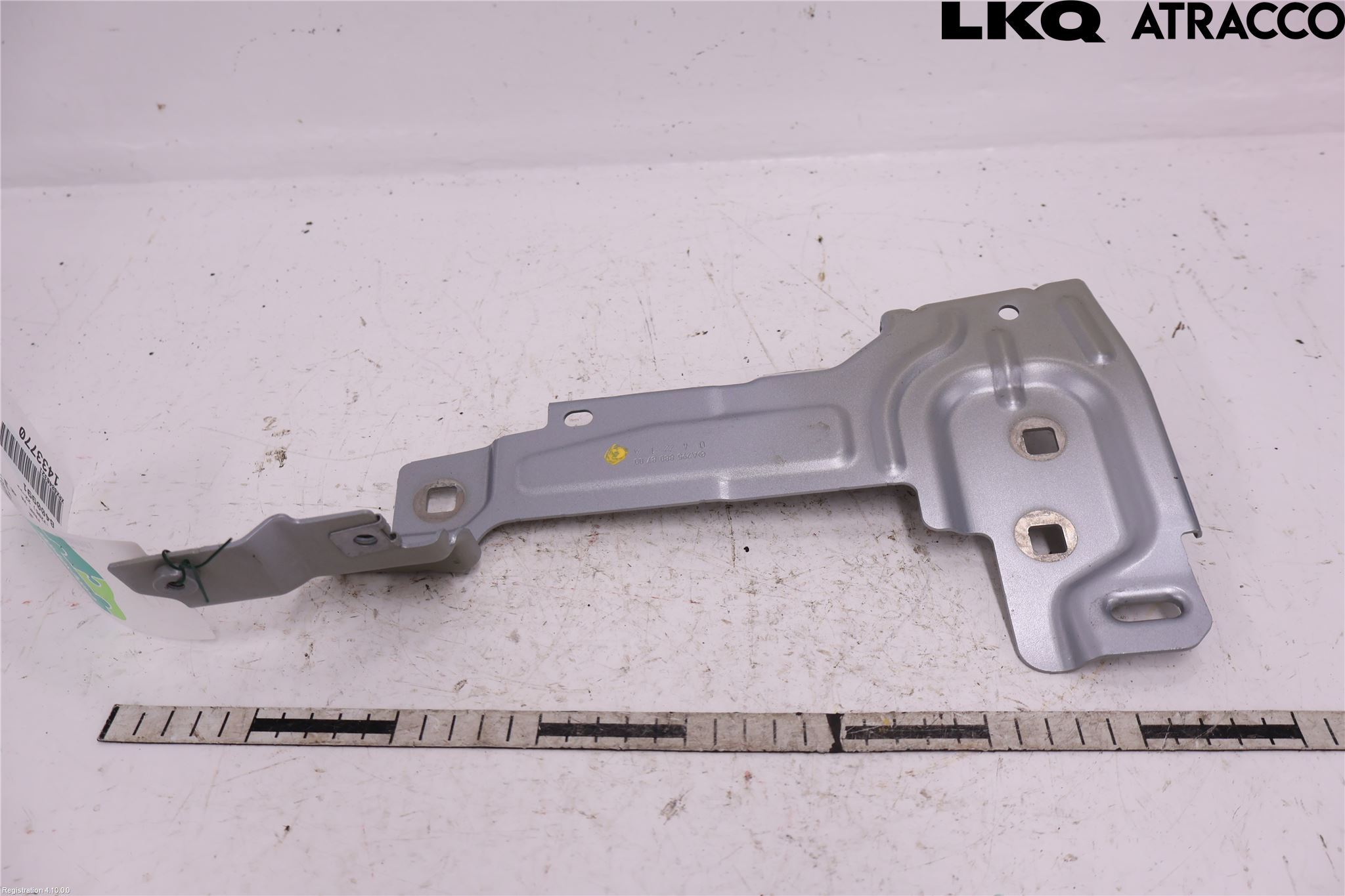 Mercedes-Benz MB EQE (V295) 22- Frontskjermfeste Venstre