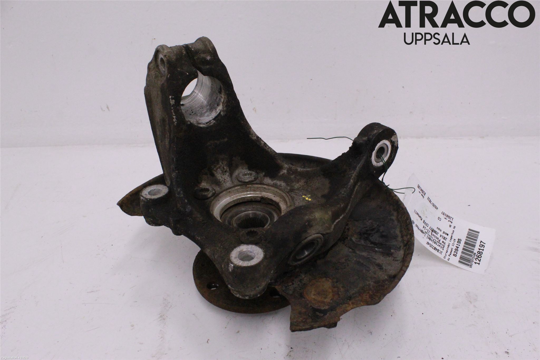 Volkswagen VW PASSAT 11-14 Spindel Hf